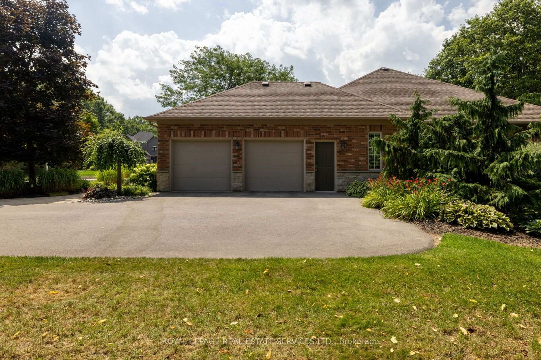 Photo 40 of 32 Parkshore Place, Hamilton, Carlisle — HOMEH