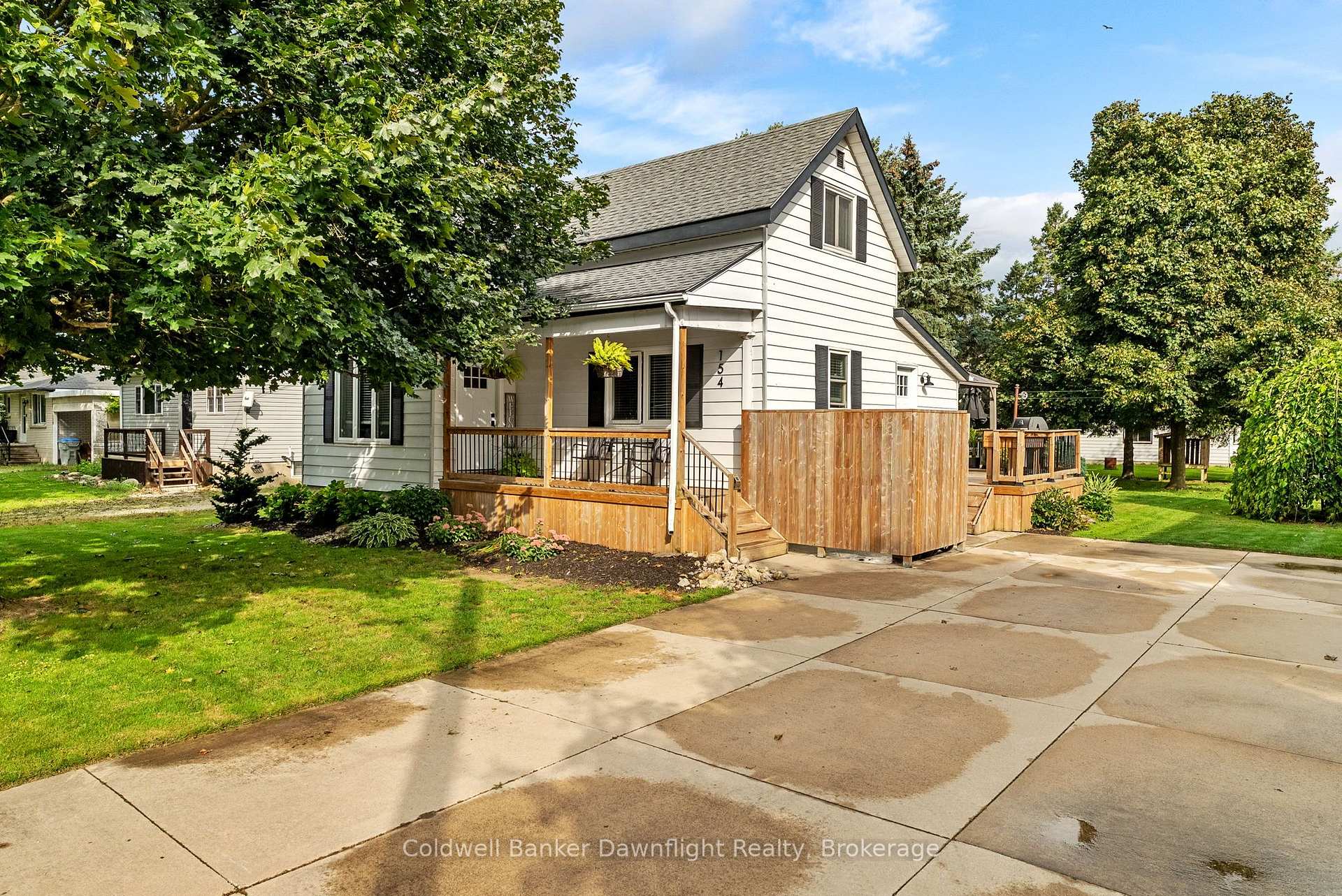 Photo 1 of 154 Richmond Street, Bluewater, Hensall — HOMEH