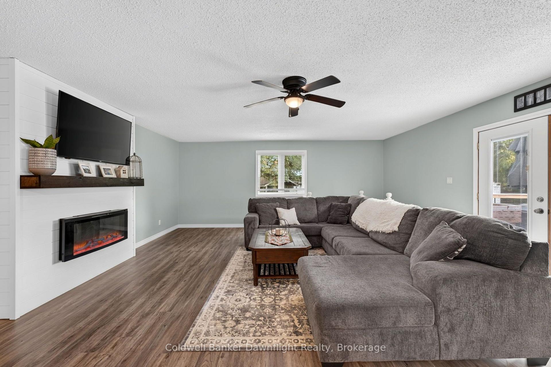 Photo 9 of 154 Richmond Street, Bluewater, Hensall — HOMEH