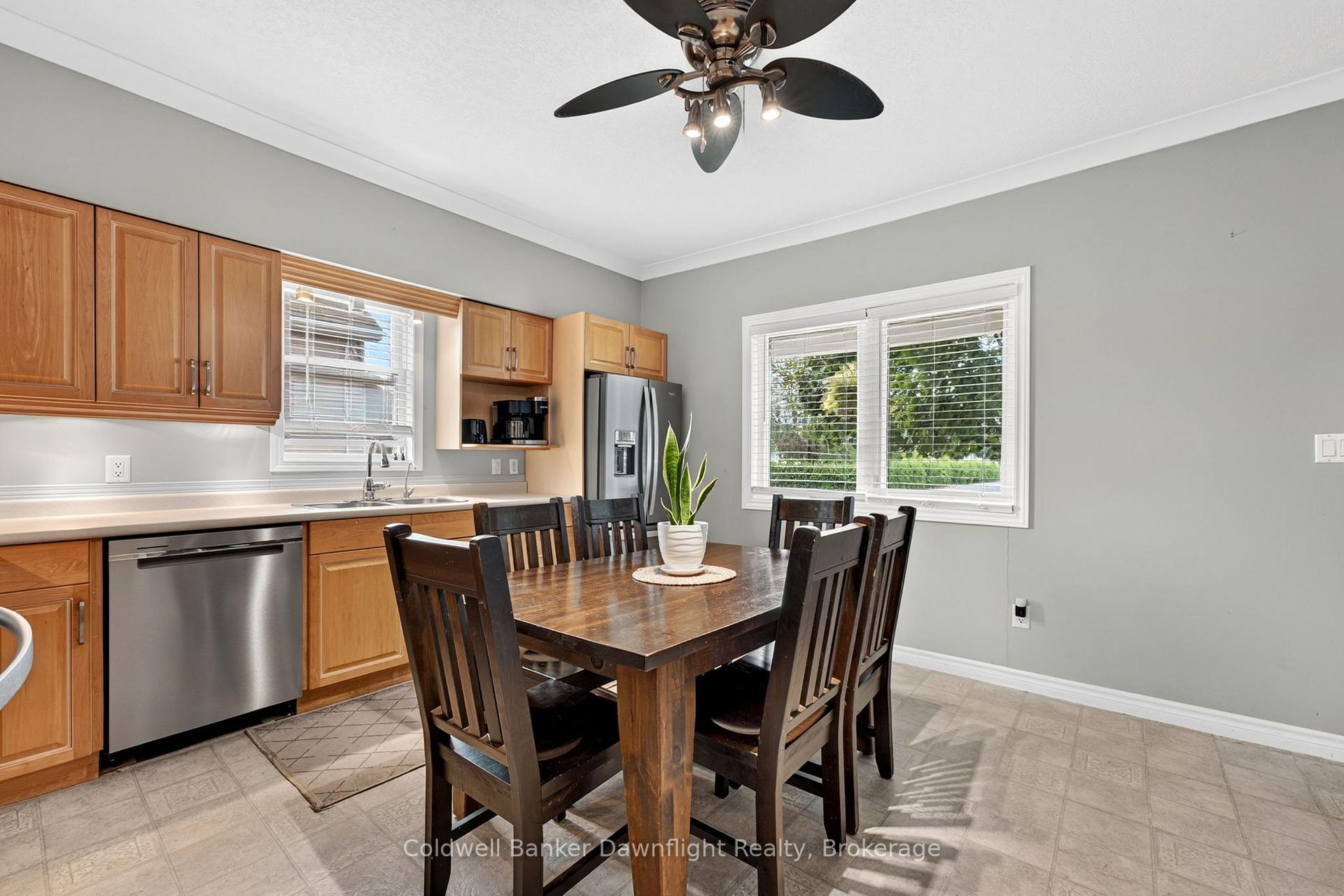 Photo 15 of 154 Richmond Street, Bluewater, Hensall — HOMEH