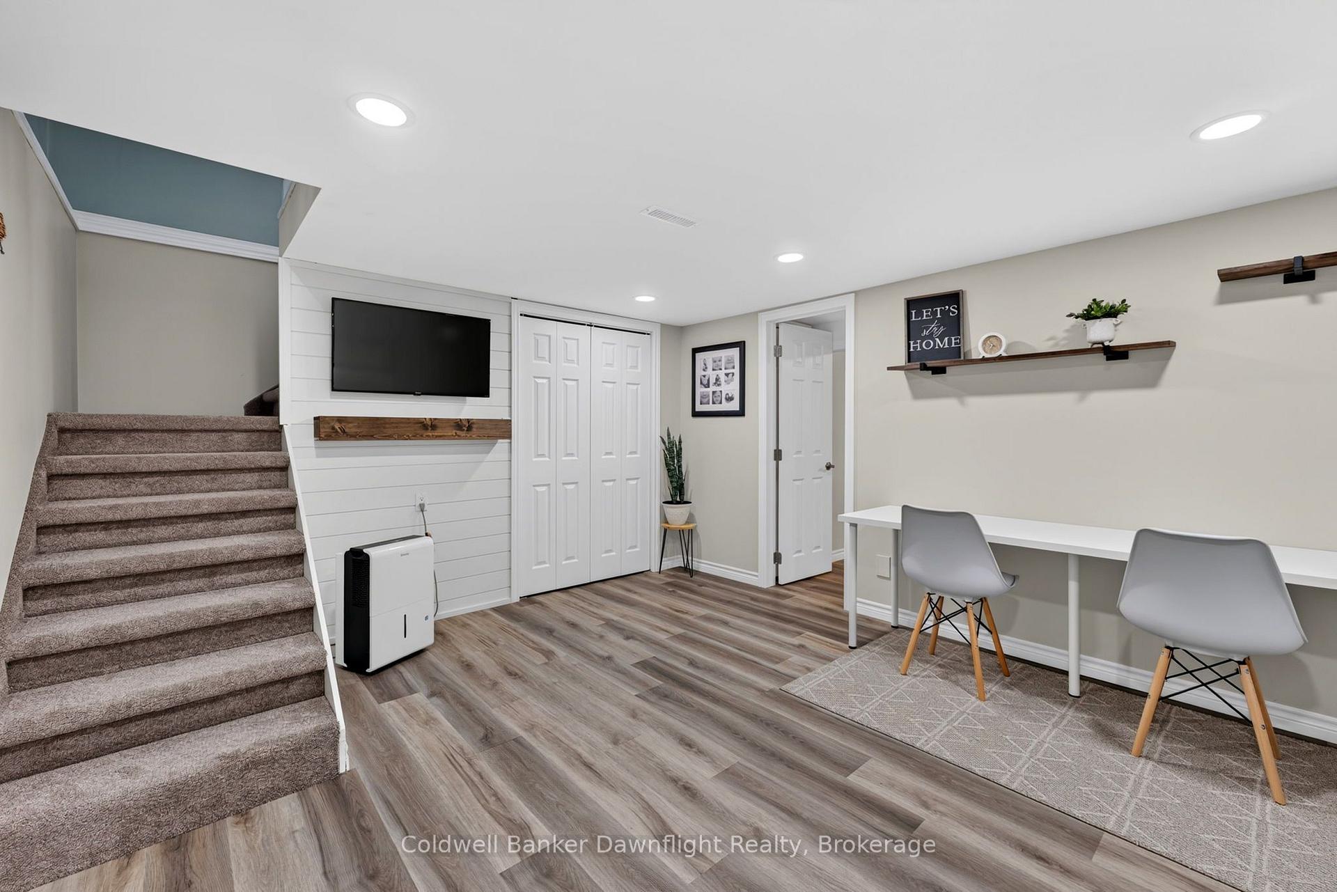 Photo 30 of 154 Richmond Street, Bluewater, Hensall — HOMEH