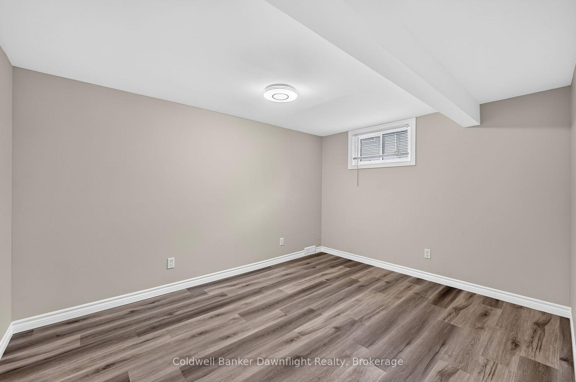 Photo 32 of 154 Richmond Street, Bluewater, Hensall — HOMEH