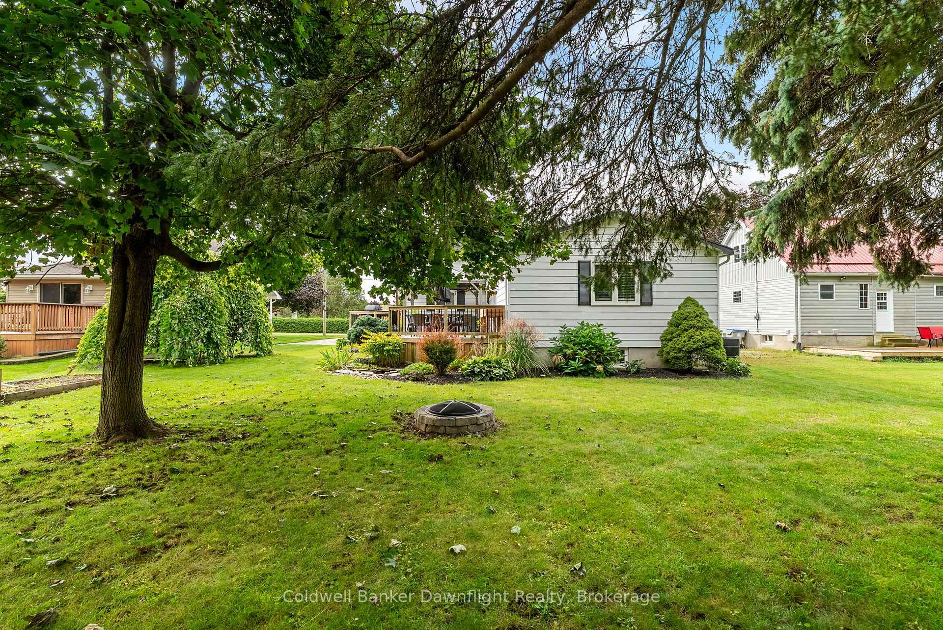 Photo 46 of 154 Richmond Street, Bluewater, Hensall — HOMEH