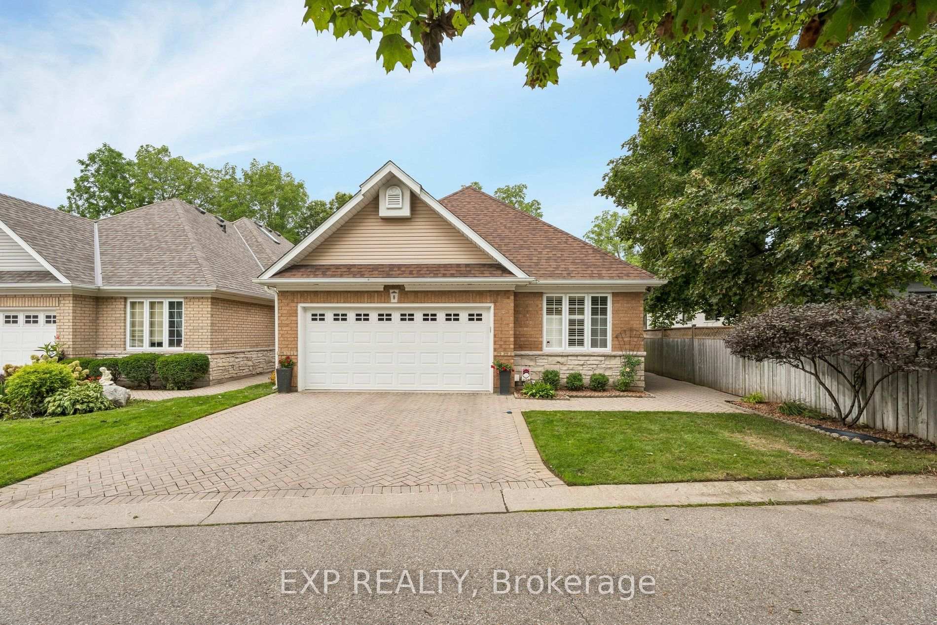 Photo 4 of Unit 8, 152 Dufferin Avenue, Brantford, North Ward — HOMEH