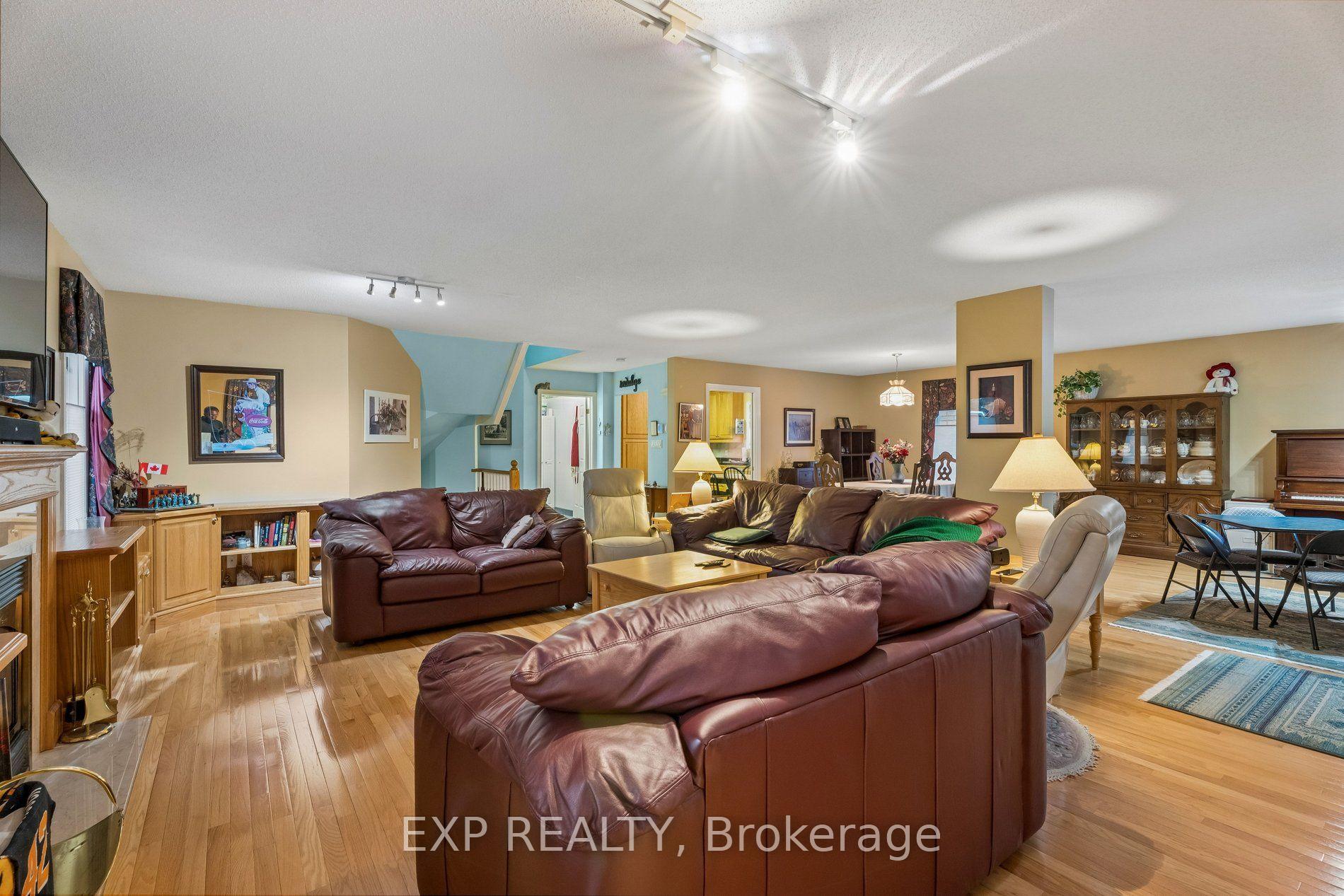 Photo 10 of Unit 8, 152 Dufferin Avenue, Brantford, North Ward — HOMEH
