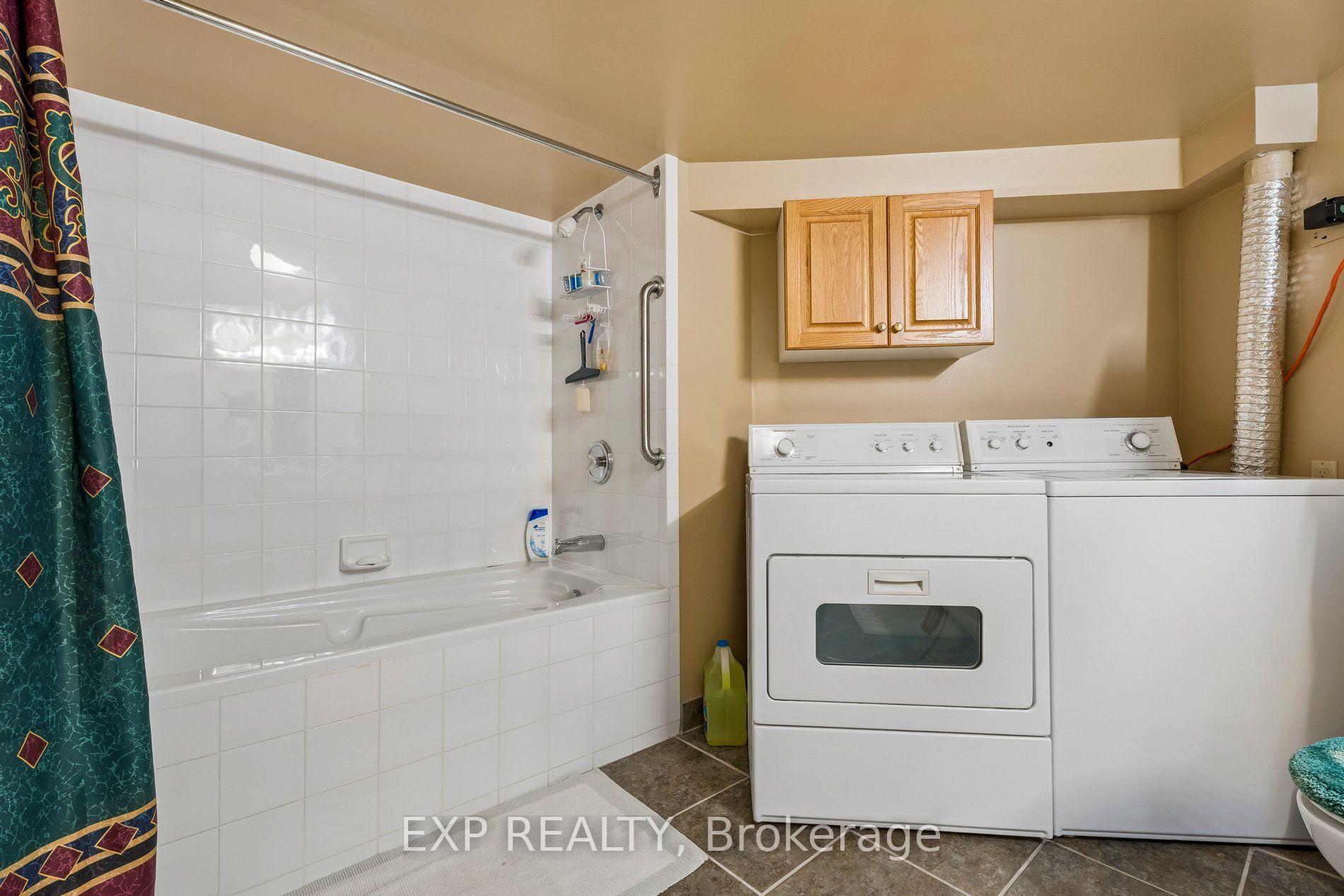 Photo 44 of Unit 8, 152 Dufferin Avenue, Brantford, North Ward — HOMEH