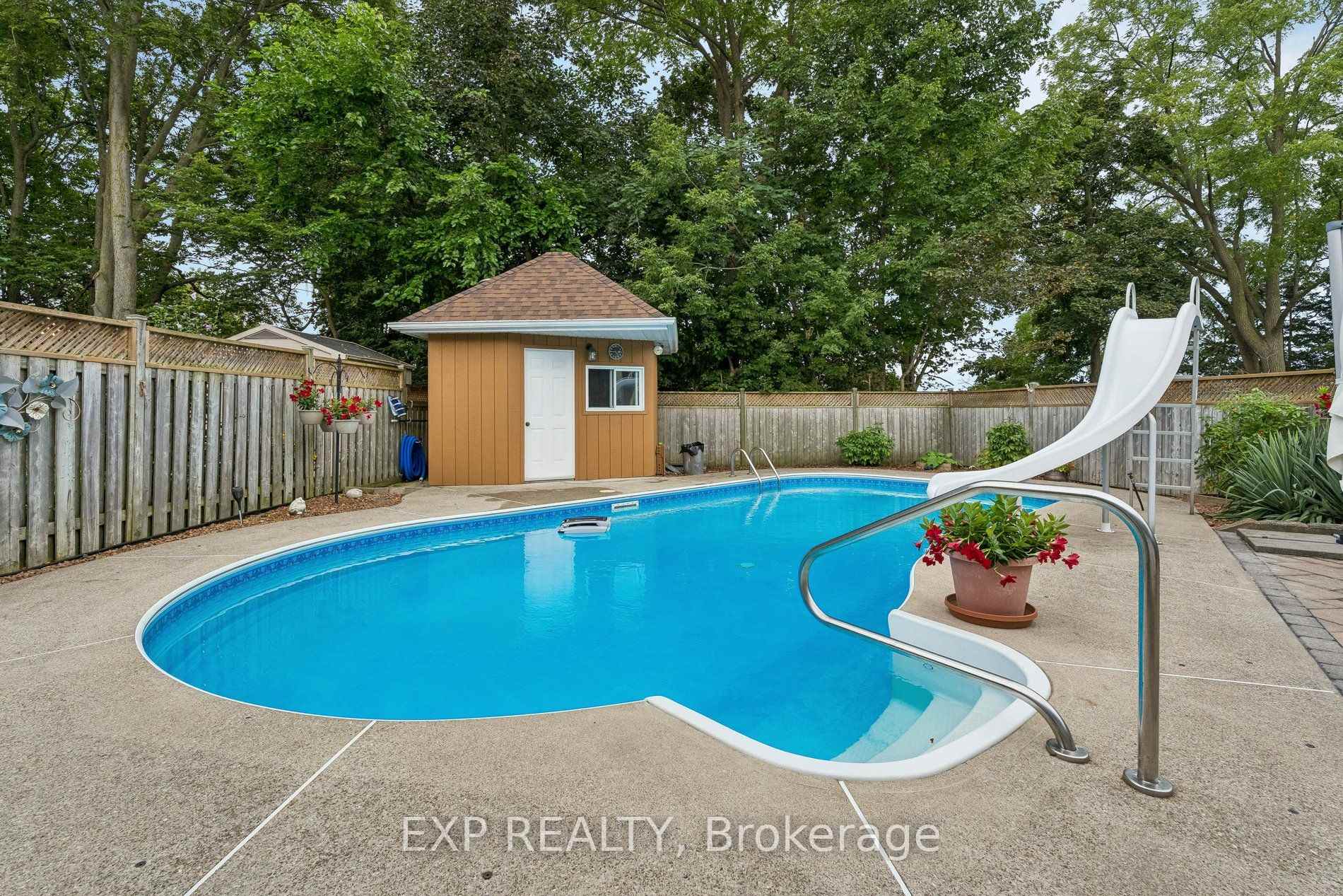 Photo 49 of Unit 8, 152 Dufferin Avenue, Brantford, North Ward — HOMEH