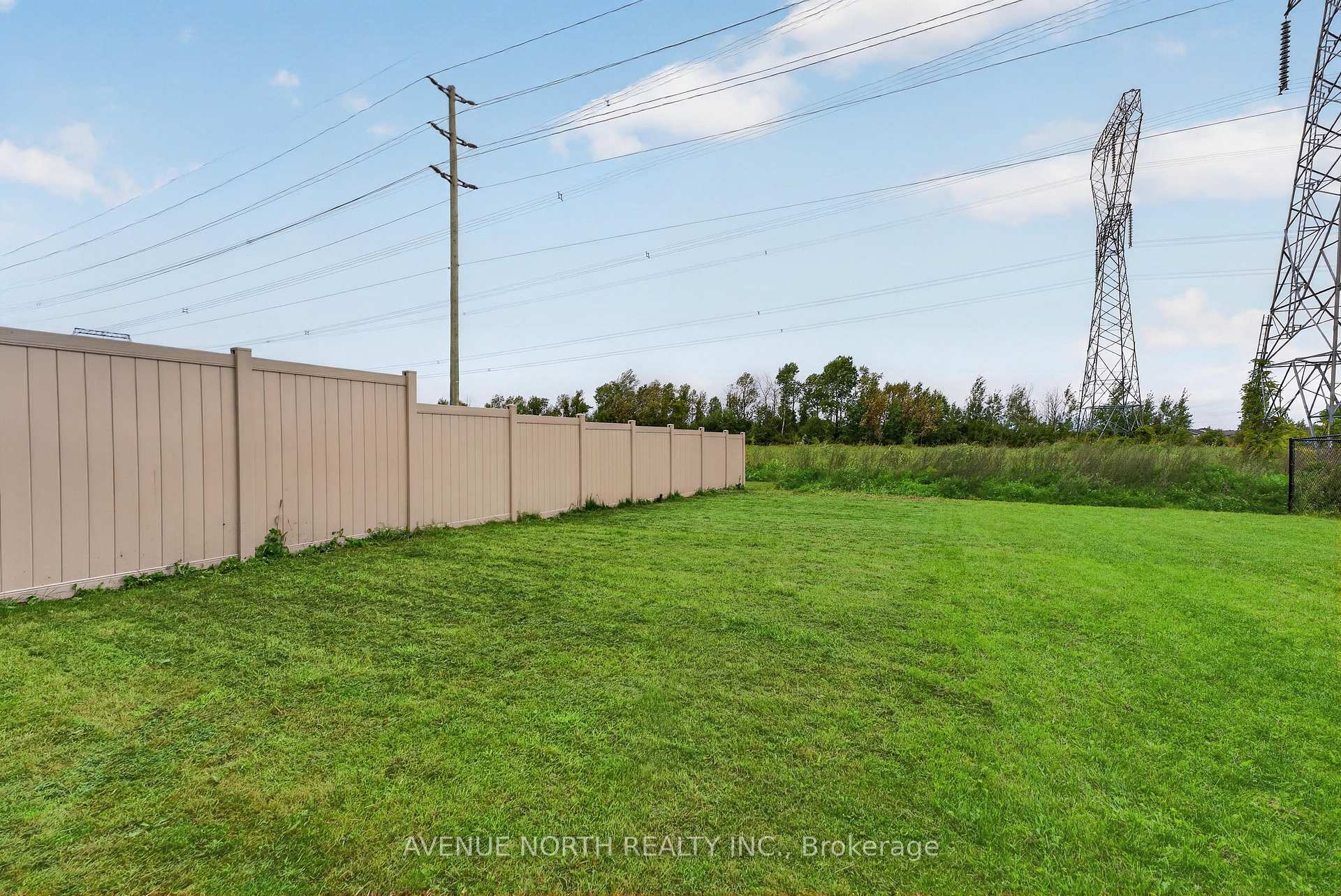 Photo 33 of 292 Livery Street, Ottawa, Kanata - Emerald Meadows/Trailwest — HOMEH