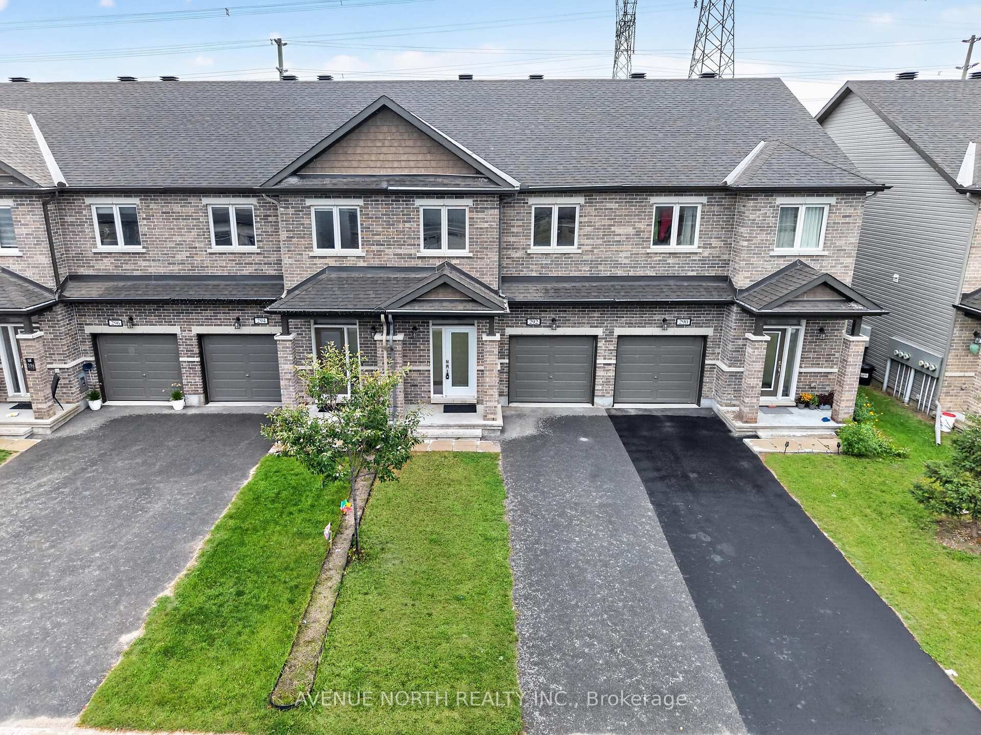 Photo 37 of 292 Livery Street, Ottawa, Kanata - Emerald Meadows/Trailwest — HOMEH