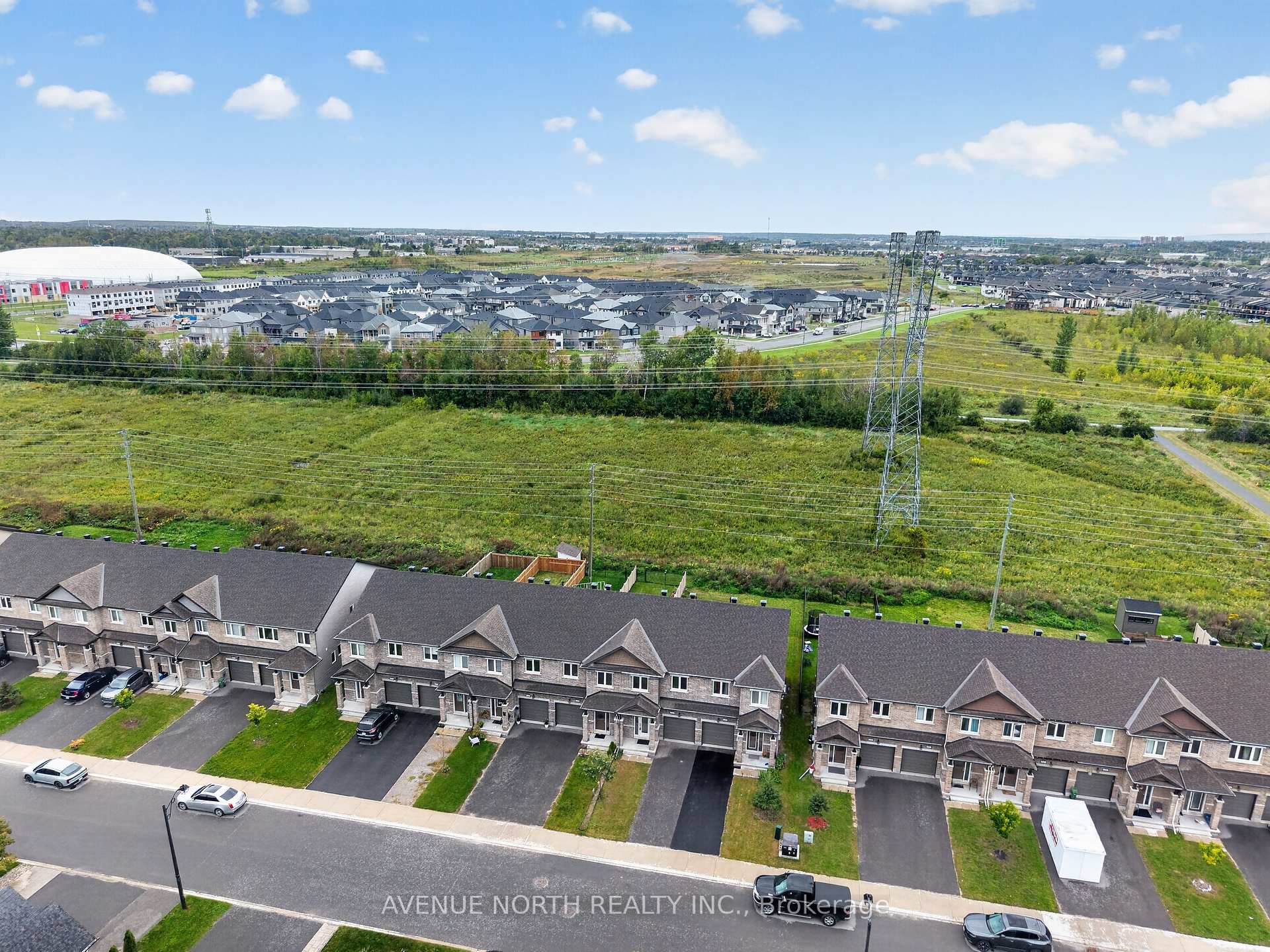 Photo 39 of 292 Livery Street, Ottawa, Kanata - Emerald Meadows/Trailwest — HOMEH