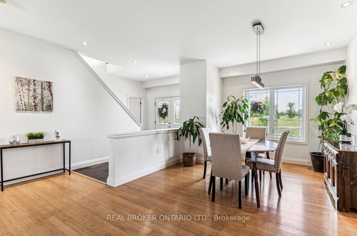 Photo 8 of 27 Bagshaw Crescent, Uxbridge, Rural Uxbridge — HOMEH