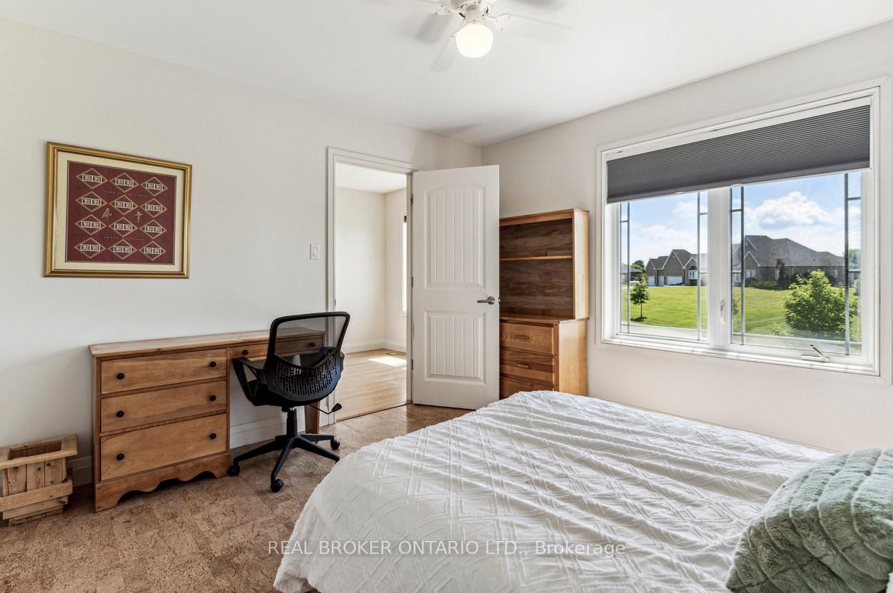 Photo 27 of 27 Bagshaw Crescent, Uxbridge, Rural Uxbridge — HOMEH