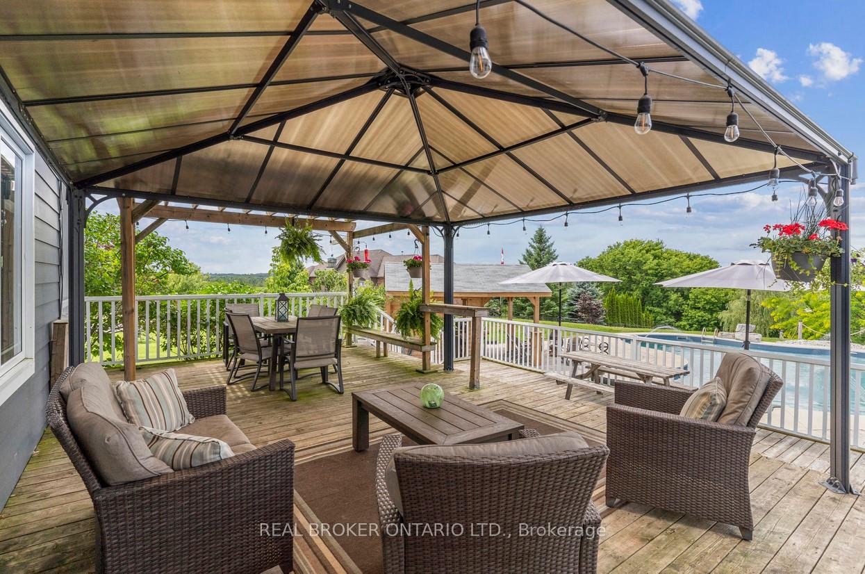 Photo 35 of 27 Bagshaw Crescent, Uxbridge, Rural Uxbridge — HOMEH