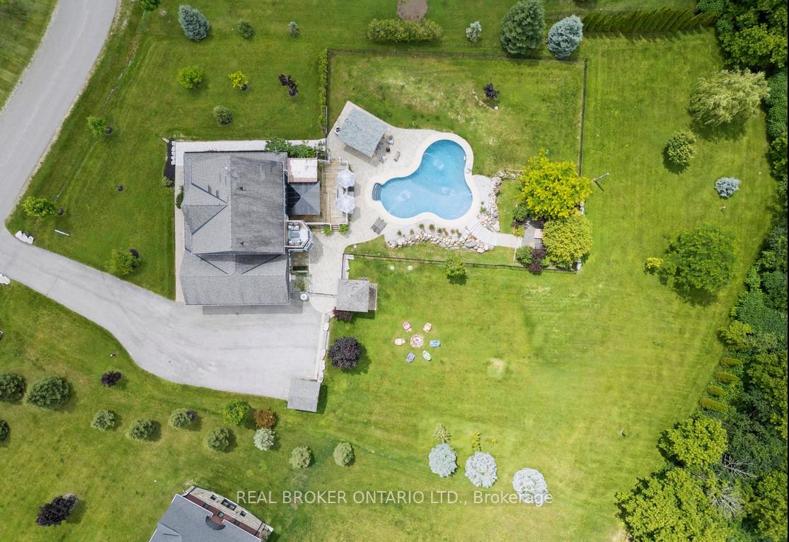 Photo 40 of 27 Bagshaw Crescent, Uxbridge, Rural Uxbridge — HOMEH