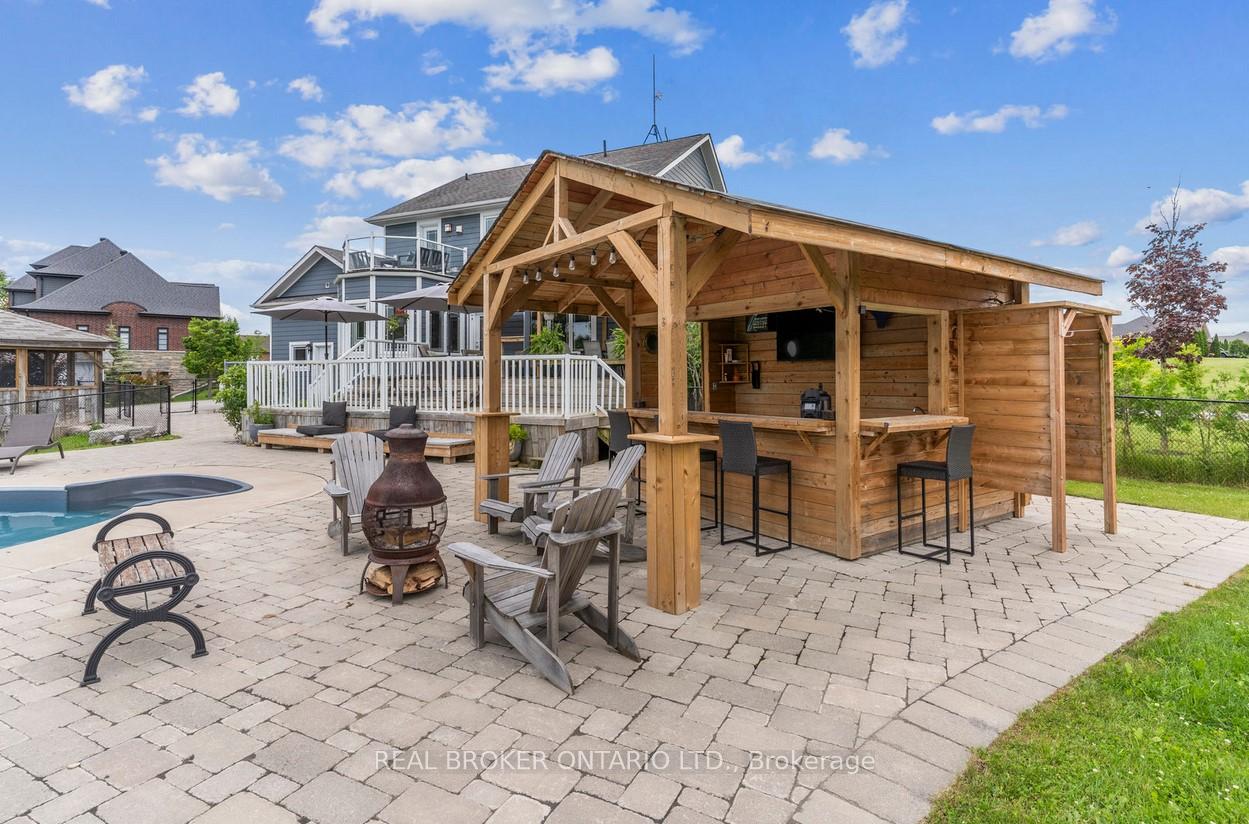Photo 44 of 27 Bagshaw Crescent, Uxbridge, Rural Uxbridge — HOMEH