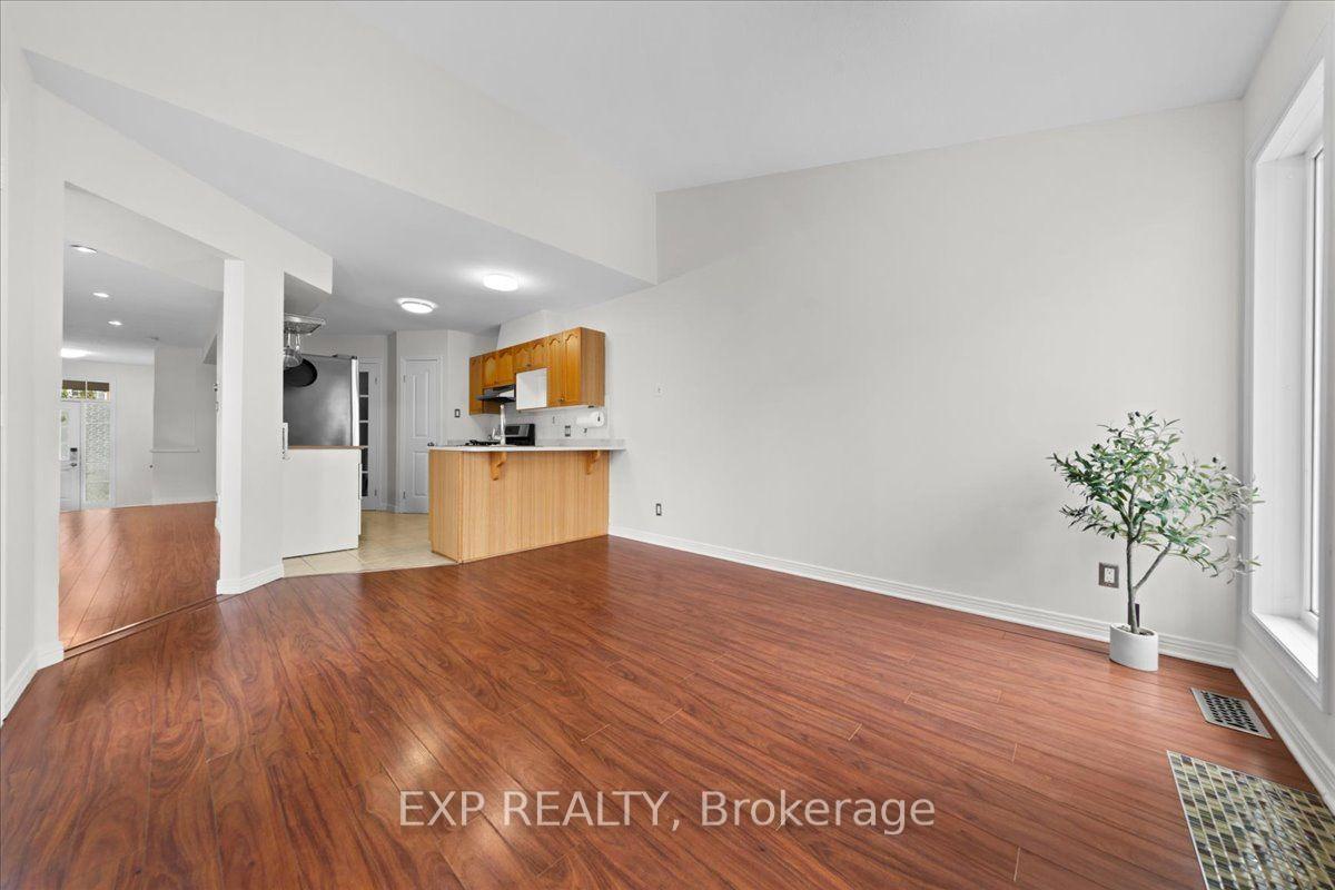 Photo 13 of 40 Bishops Mills Way, Ottawa, Kanata - Beaverbrook — HOMEH