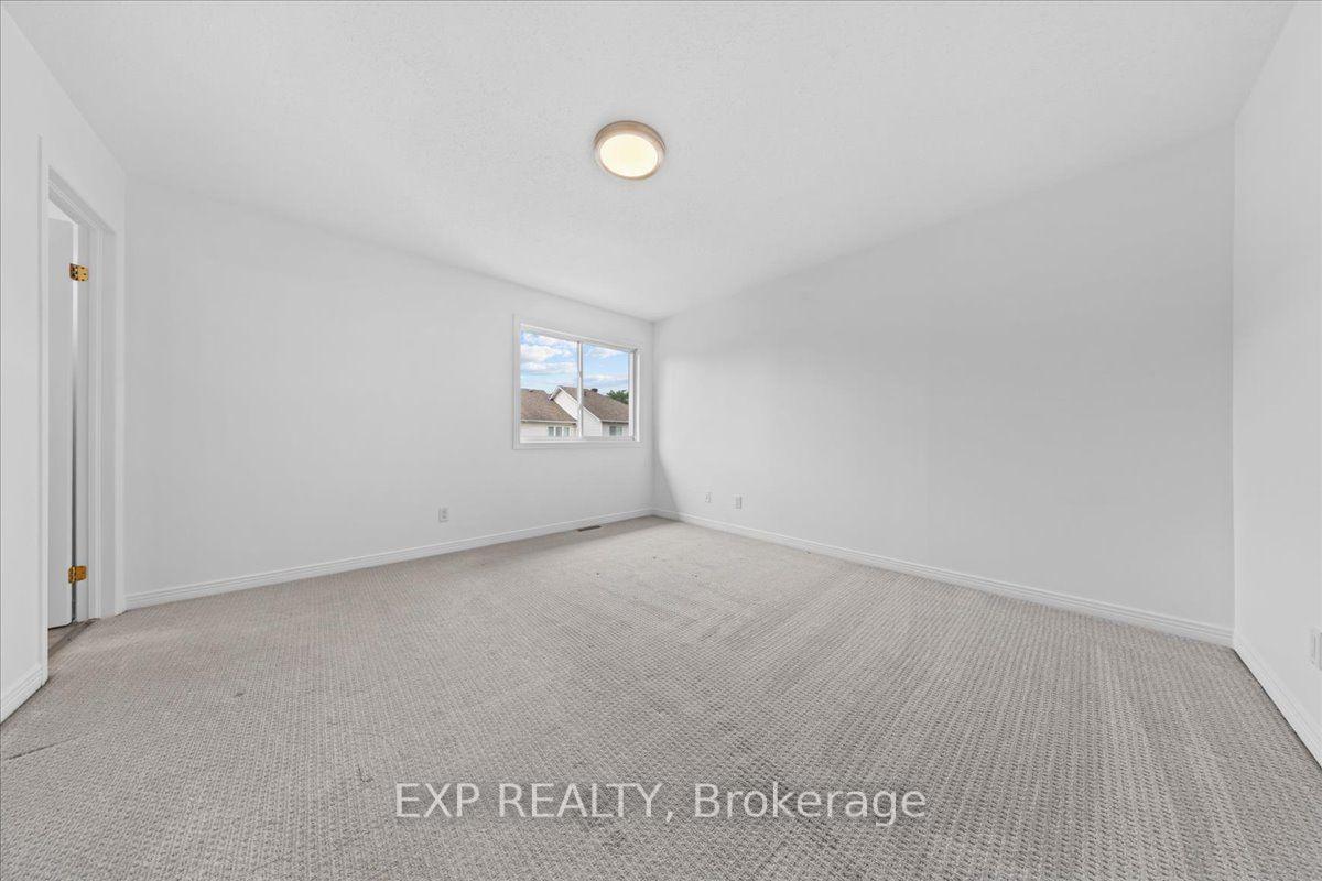 Photo 25 of 40 Bishops Mills Way, Ottawa, Kanata - Beaverbrook — HOMEH