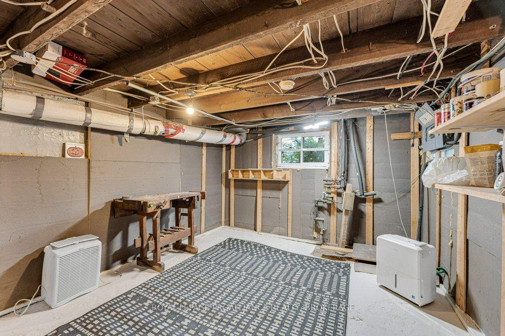 Photo 23 of 384 Barrie Street, Kingston, East of Sir John A. Blvd — HOMEH