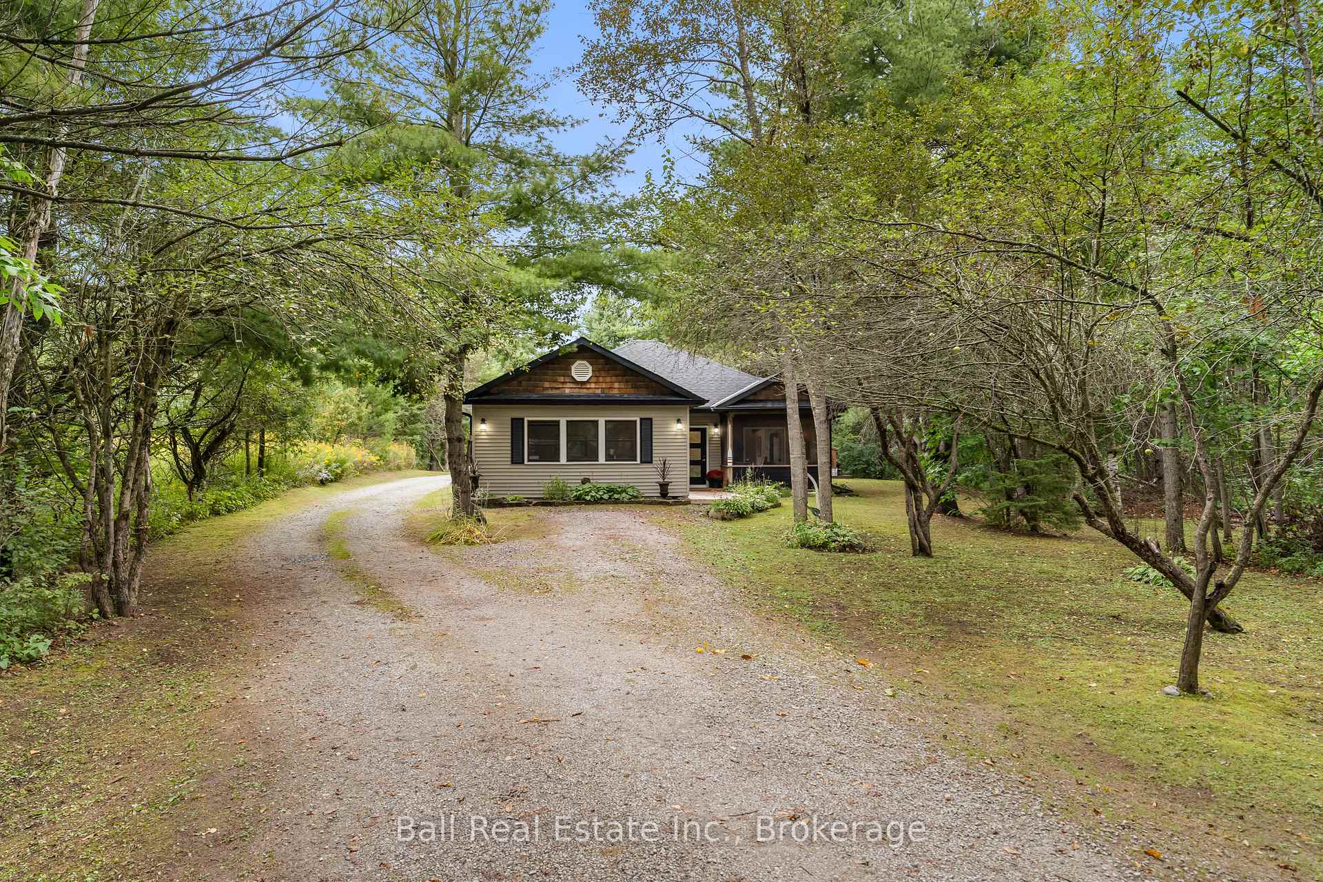 Photo 2 of 51 Spring Drive, Trent Lakes — HOMEH