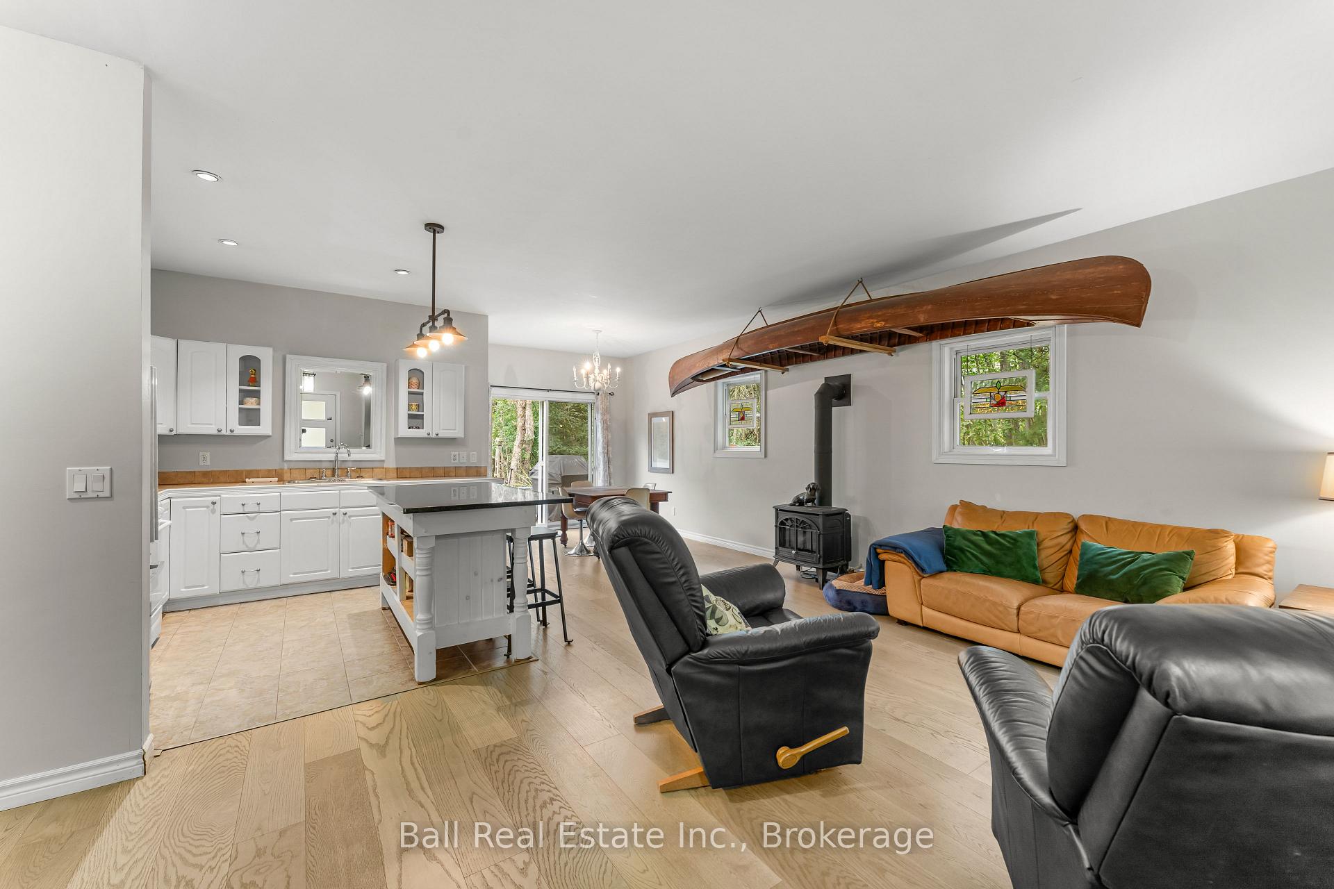 Photo 9 of 51 Spring Drive, Trent Lakes — HOMEH