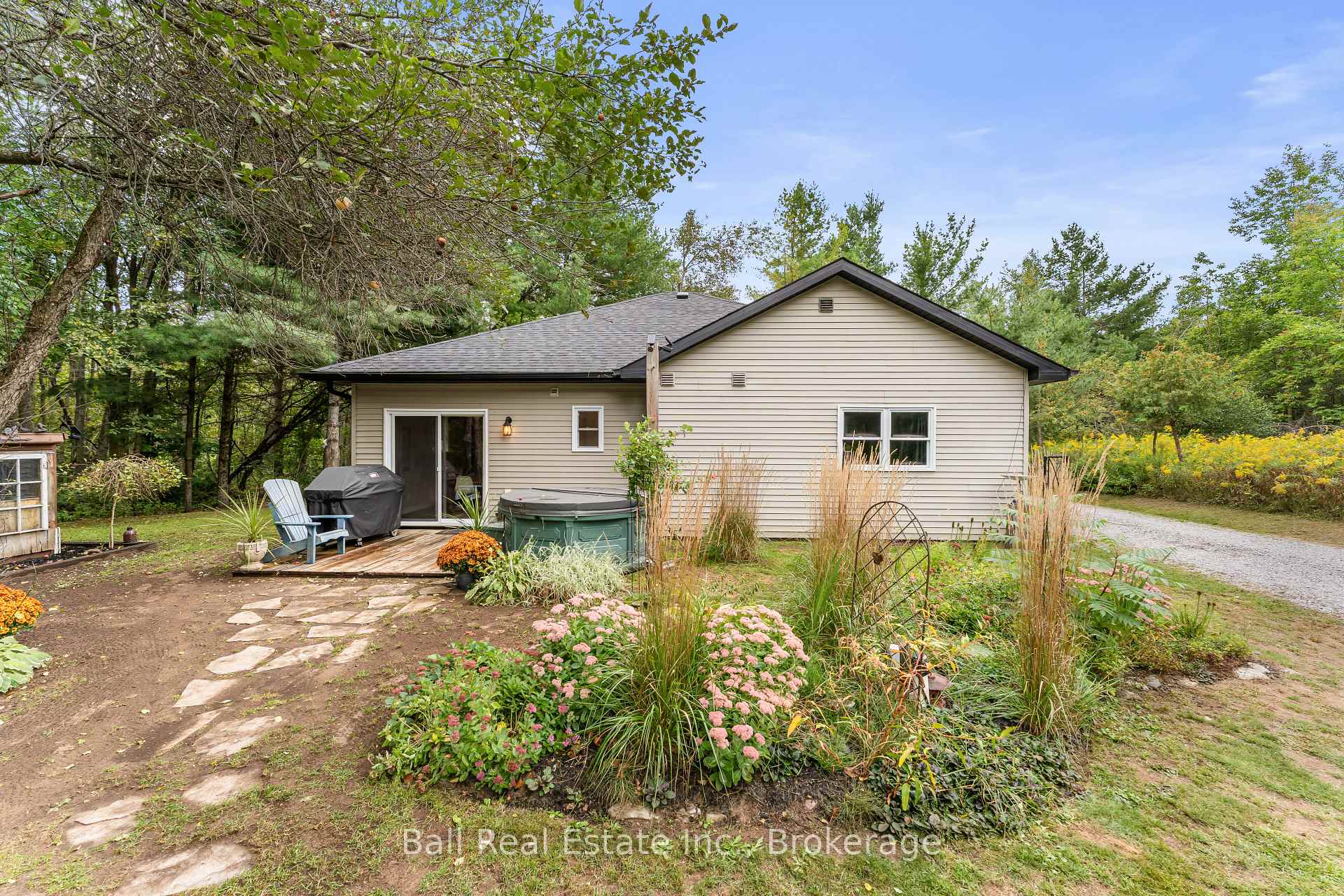 Photo 41 of 51 Spring Drive, Trent Lakes — HOMEH