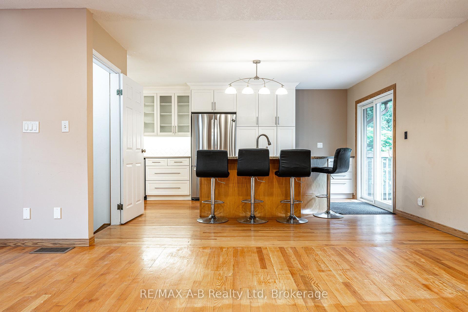 Photo 8 of 332 Widder Street E, St. Marys — HOMEH