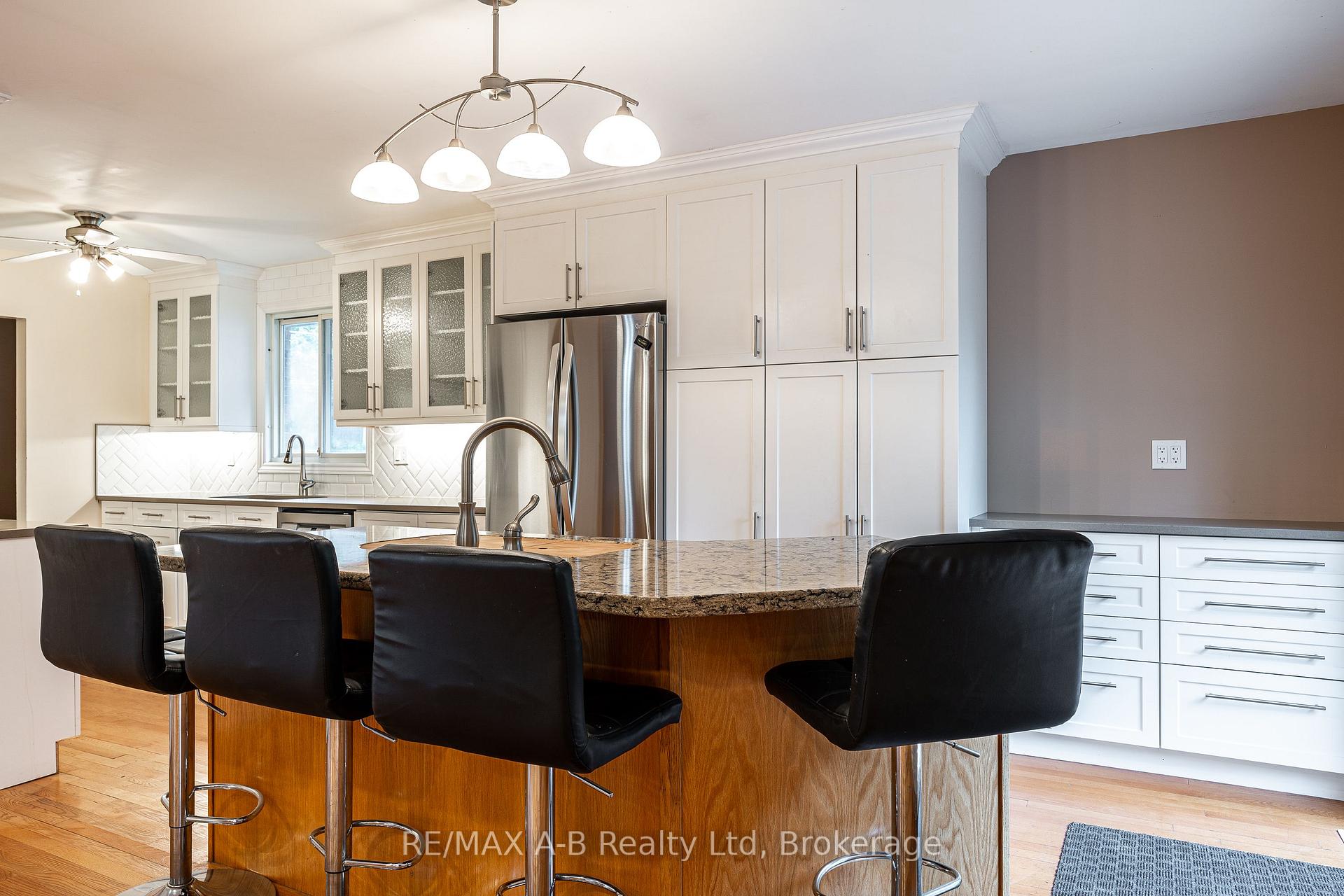 Photo 9 of 332 Widder Street E, St. Marys — HOMEH