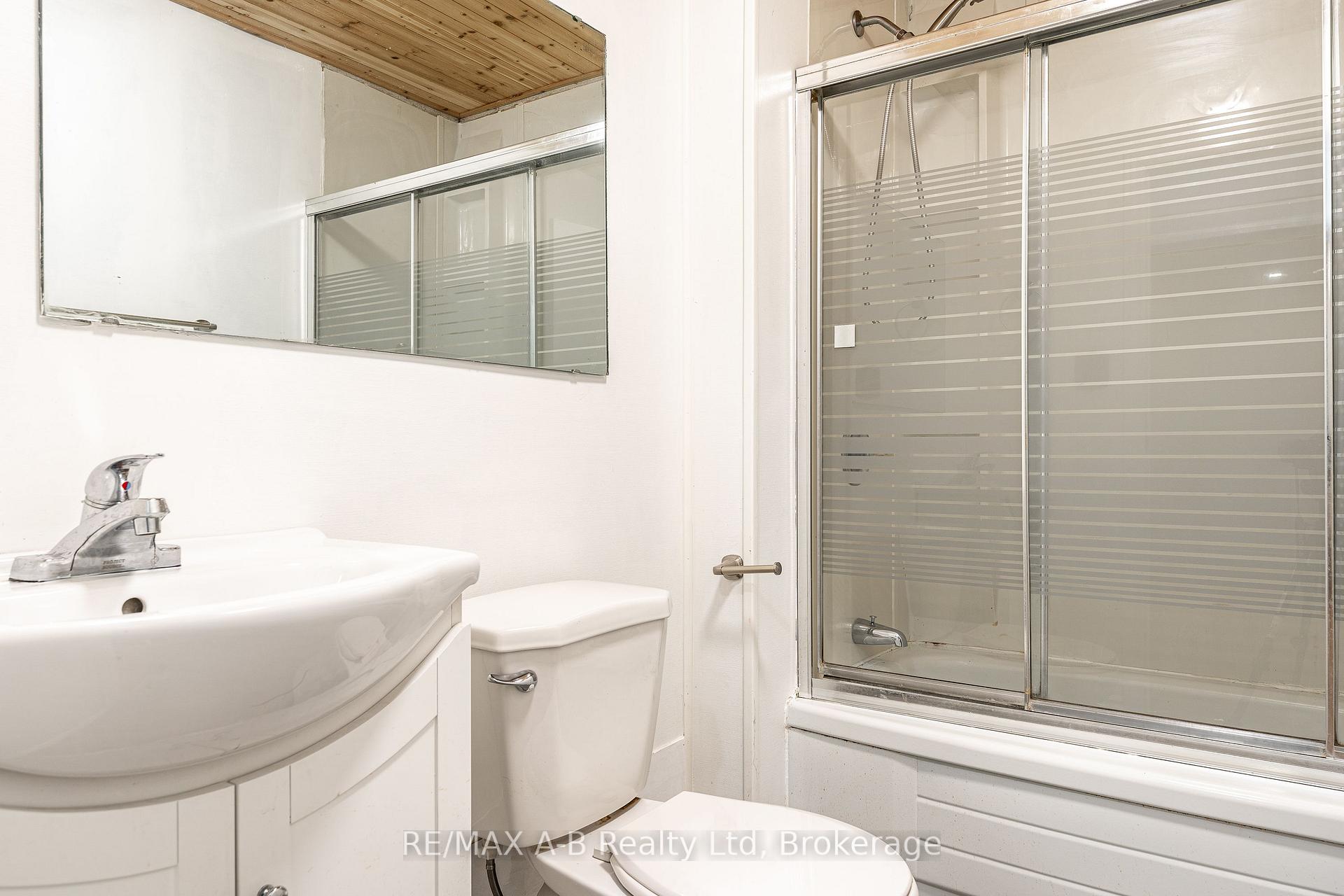 Photo 28 of 332 Widder Street E, St. Marys — HOMEH