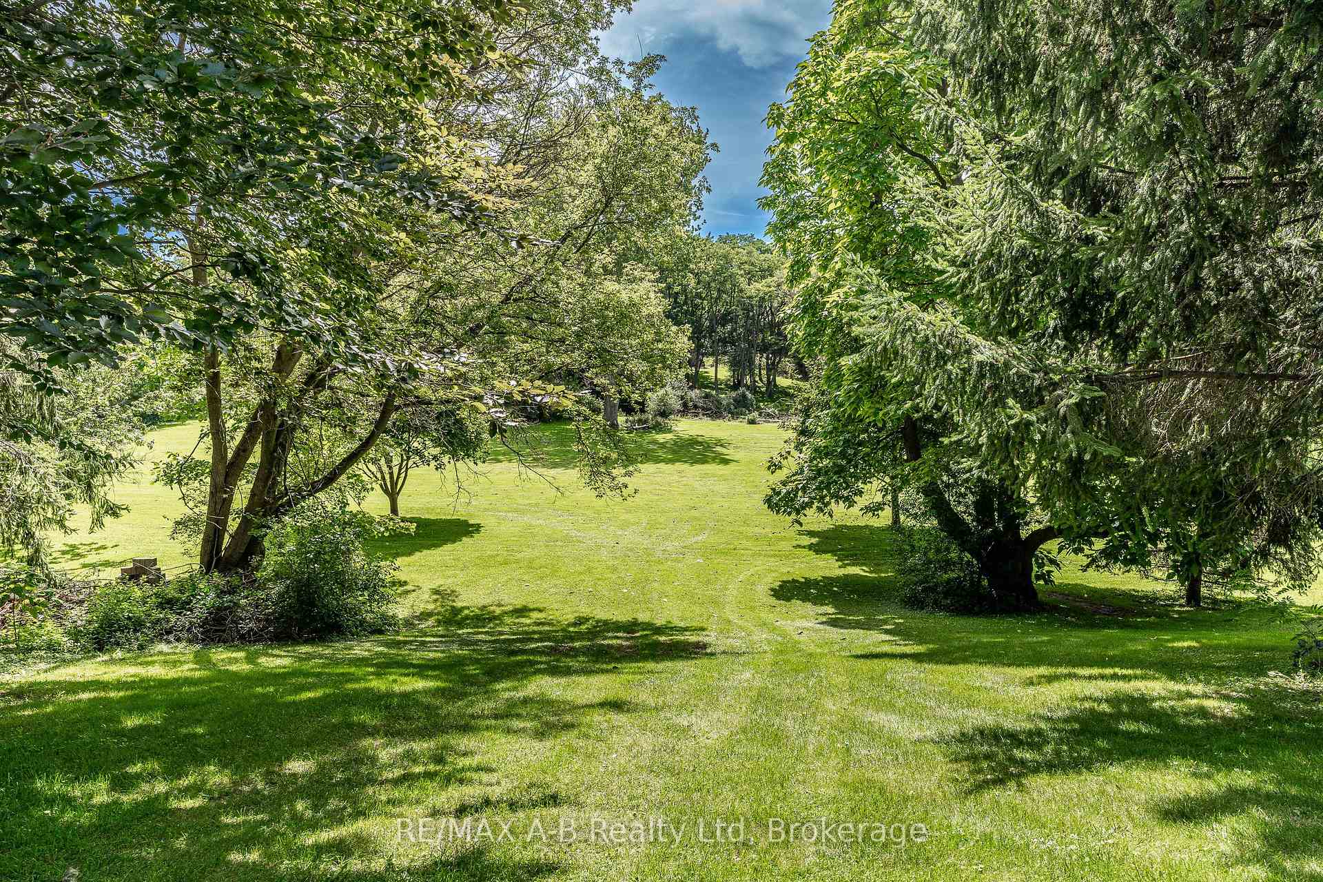Photo 37 of 332 Widder Street E, St. Marys — HOMEH