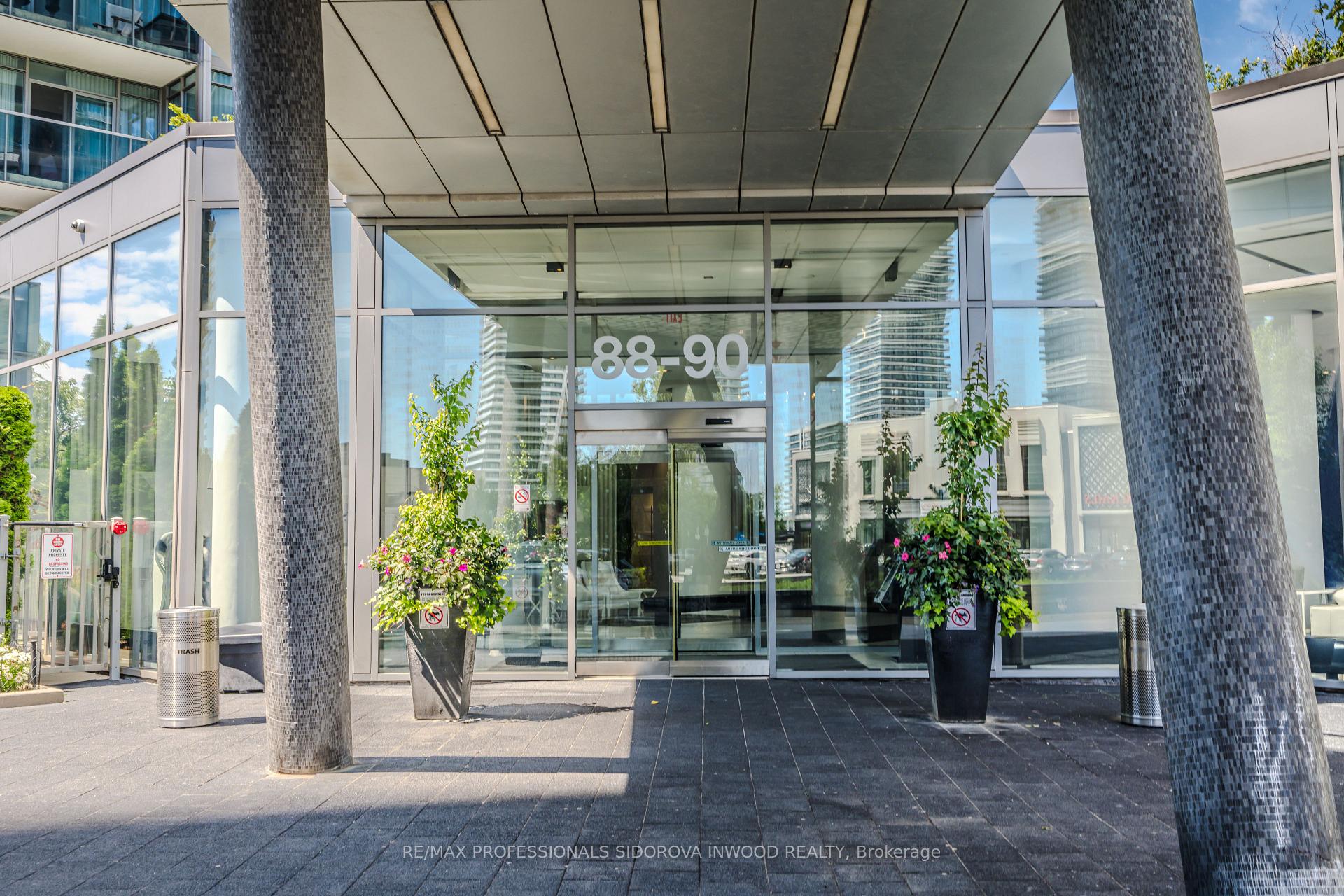 Photo 3 of Unit 305, 88 Park Lawn Road, Etobicoke, Mimico — HOMEH