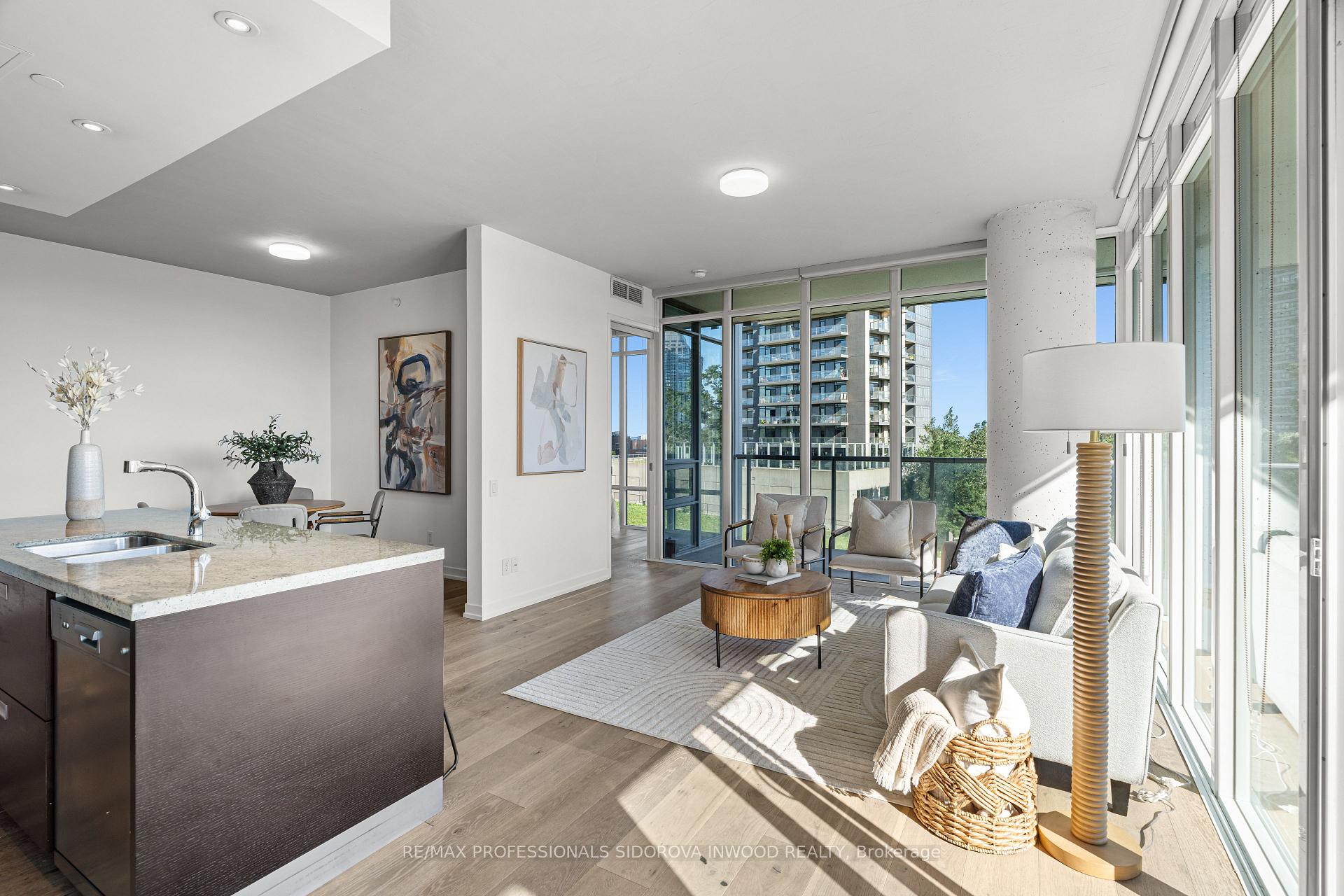 Photo 5 of Unit 305, 88 Park Lawn Road, Etobicoke, Mimico — HOMEH