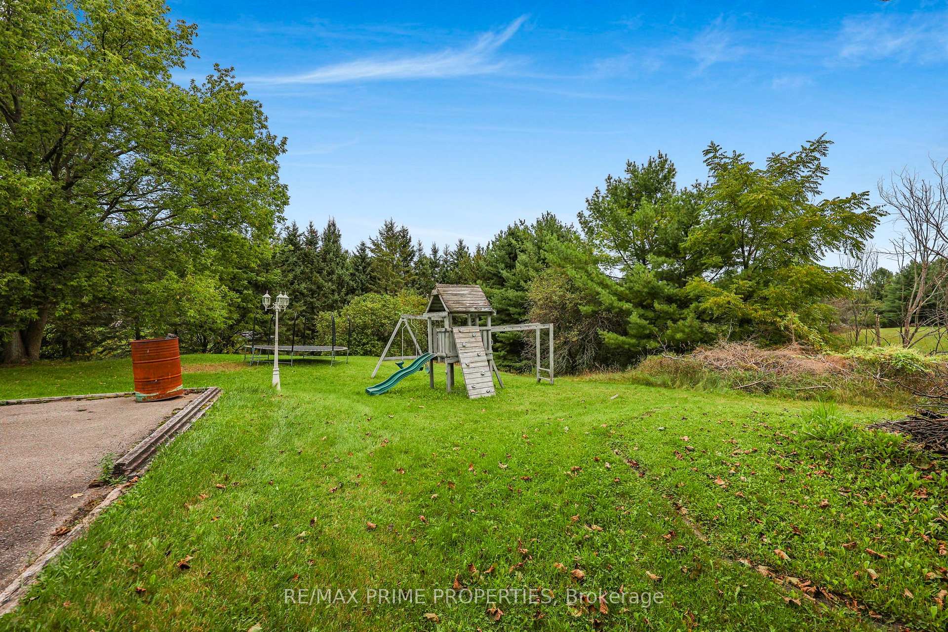 Photo 37 of 20369 Centre Street, East Gwillimbury, Rural East Gwillimbury — HOMEH