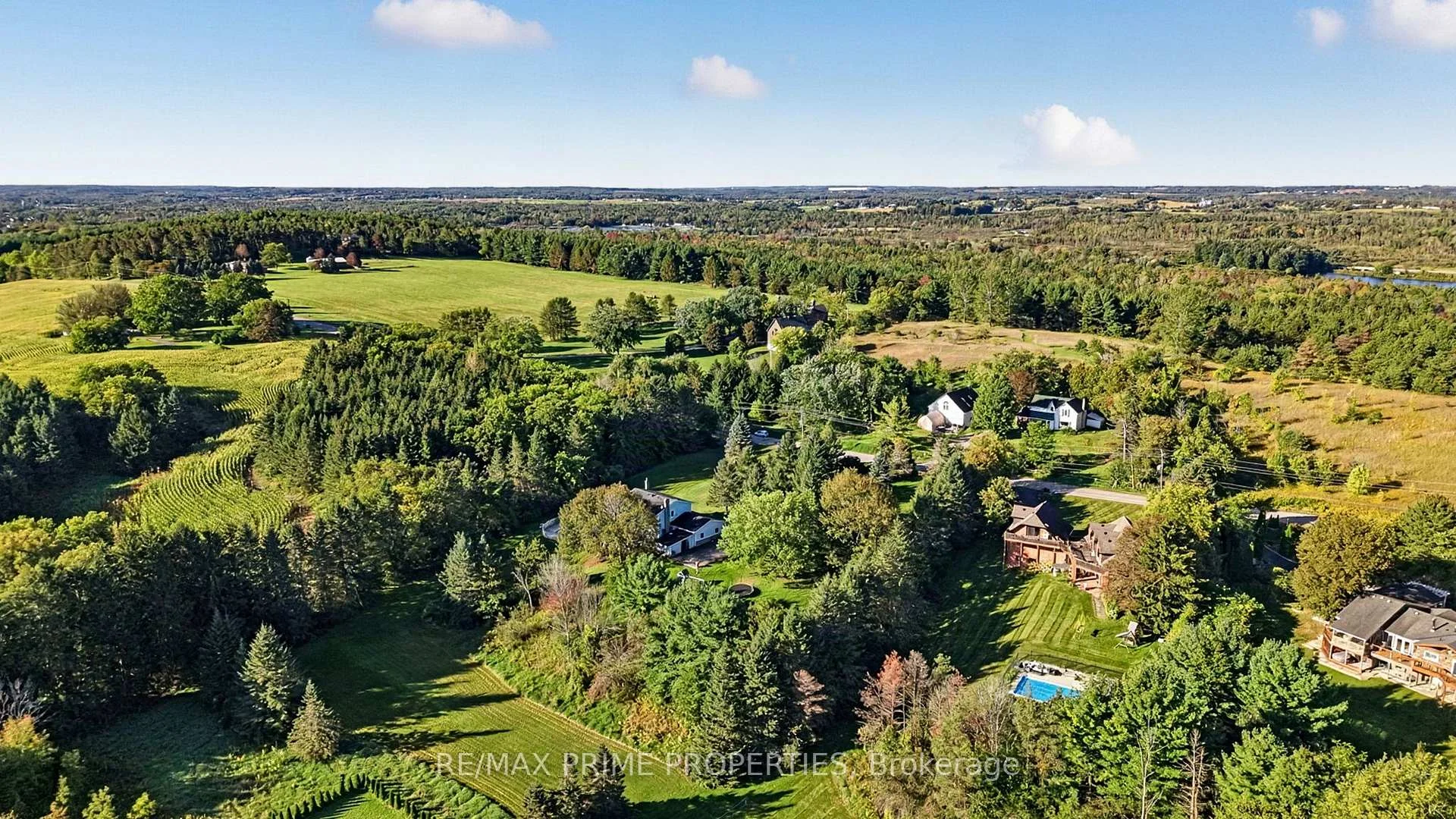 Photo 45 of 20369 Centre Street, East Gwillimbury, Rural East Gwillimbury — HOMEH
