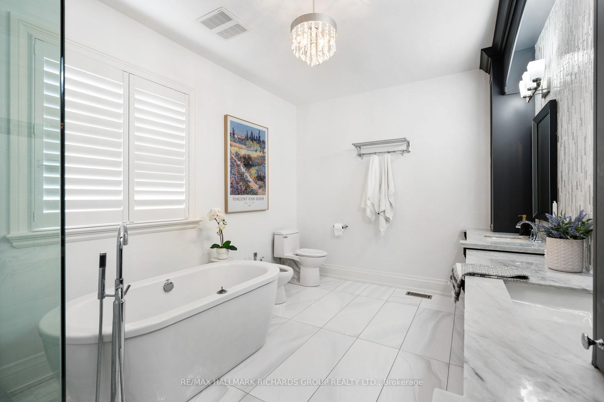 Photo 15 of 50 Weldrick Road W, Richmond Hill, North Richvale — HOMEH