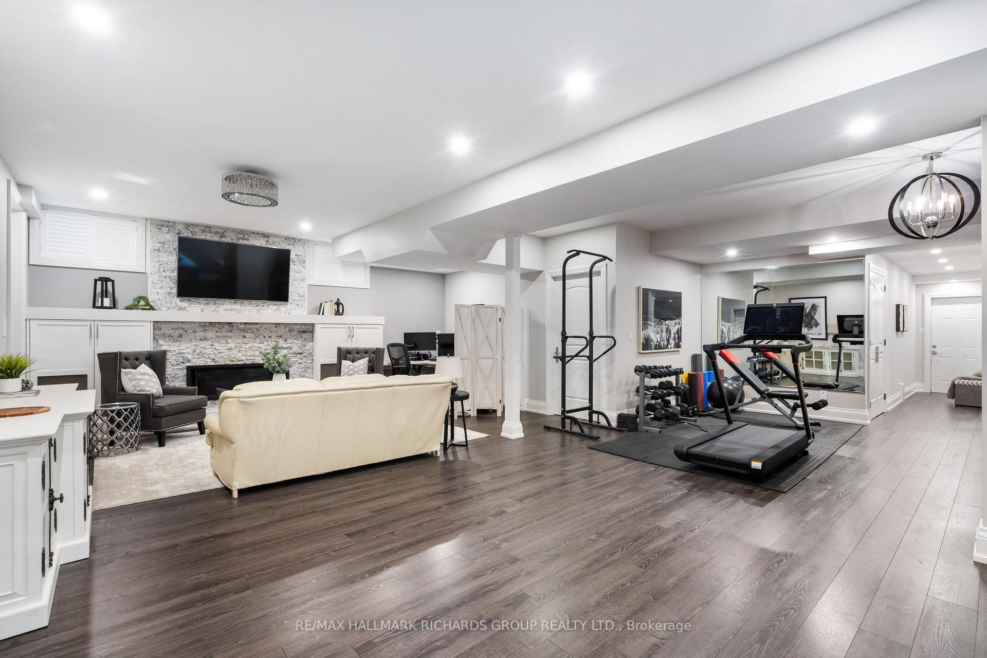 Photo 22 of 50 Weldrick Road W, Richmond Hill, North Richvale — HOMEH