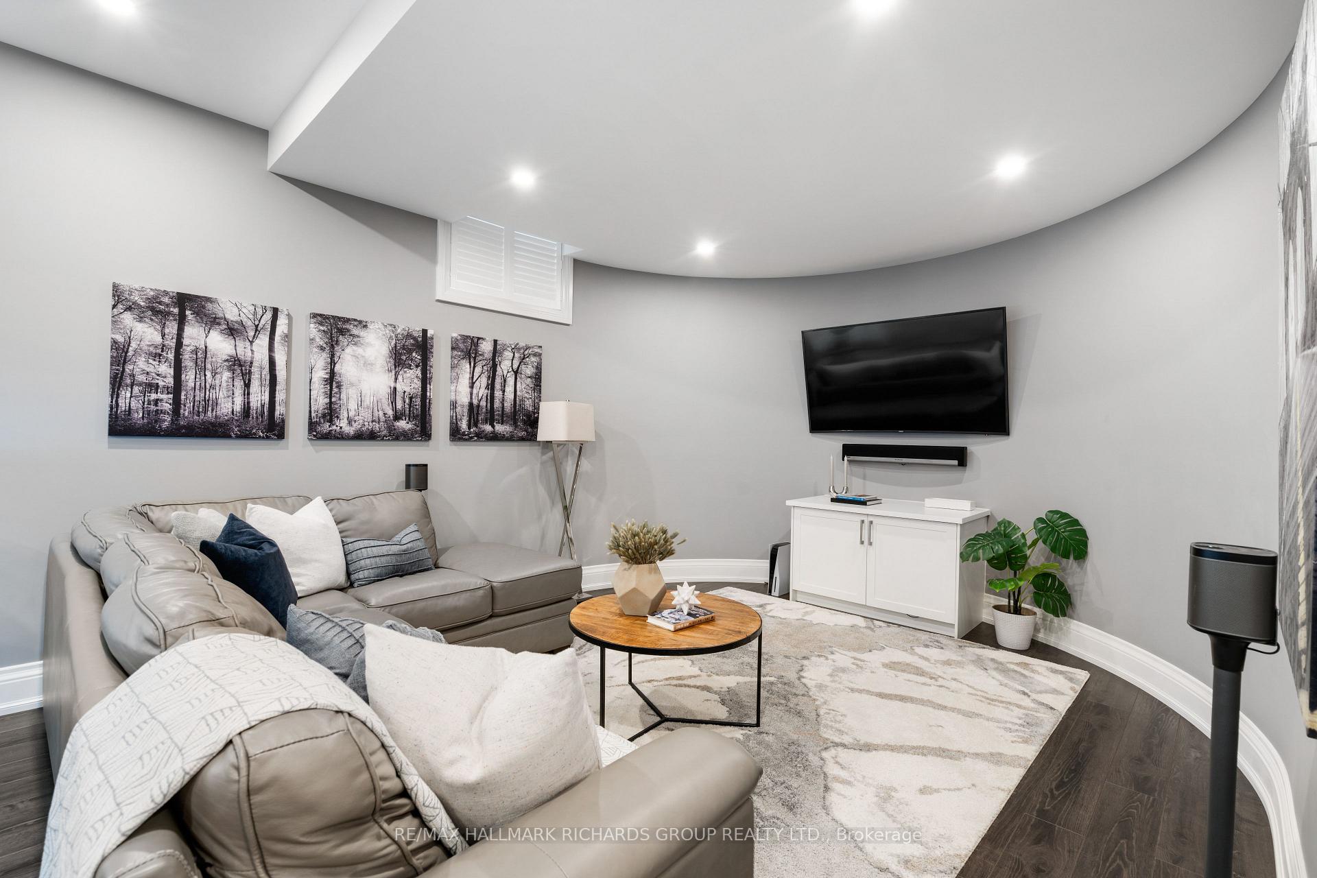 Photo 23 of 50 Weldrick Road W, Richmond Hill, North Richvale — HOMEH