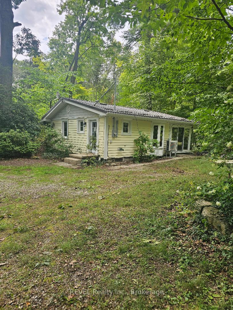 Photo 1 of 4974 Brown Road, Fort Erie, Crystal Beach — HOMEH