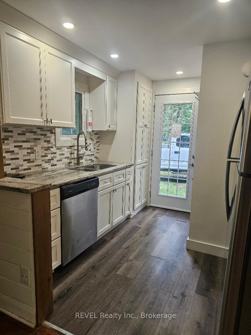 Photo 4 of 4974 Brown Road, Fort Erie, Crystal Beach — HOMEH