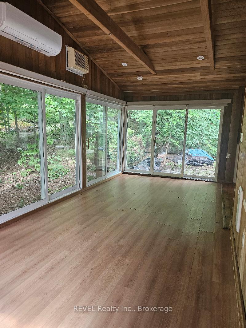 Photo 5 of 4974 Brown Road, Fort Erie, Crystal Beach — HOMEH