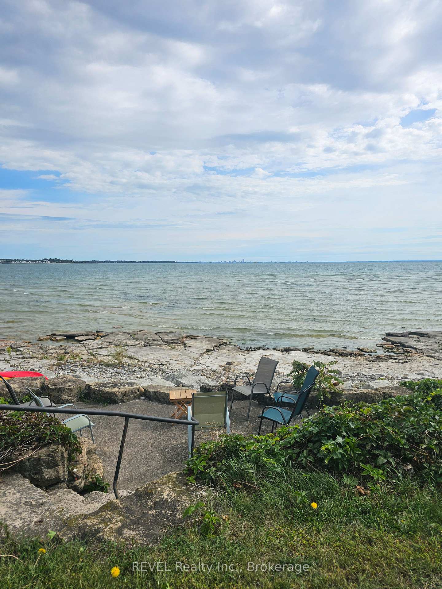 Photo 8 of 4974 Brown Road, Fort Erie, Crystal Beach — HOMEH
