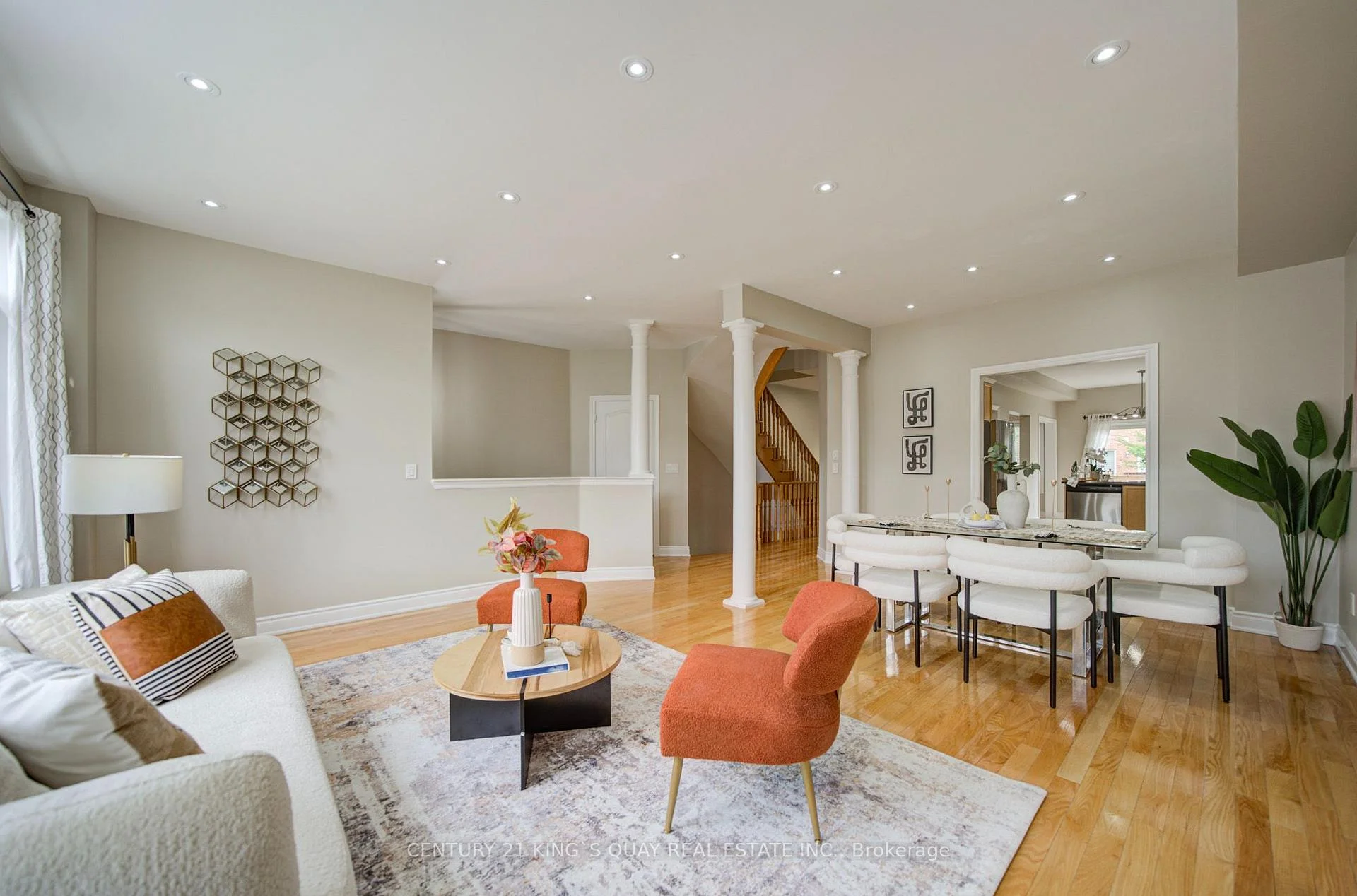 Photo 10 of 35 Rustwood Road, Vaughan, Patterson — HOMEH