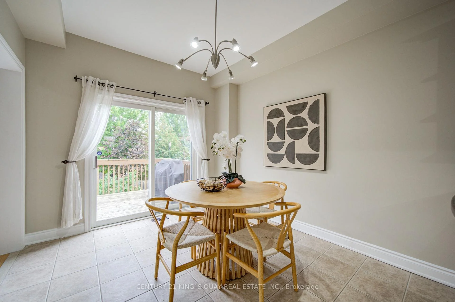 Photo 28 of 35 Rustwood Road, Vaughan, Patterson — HOMEH