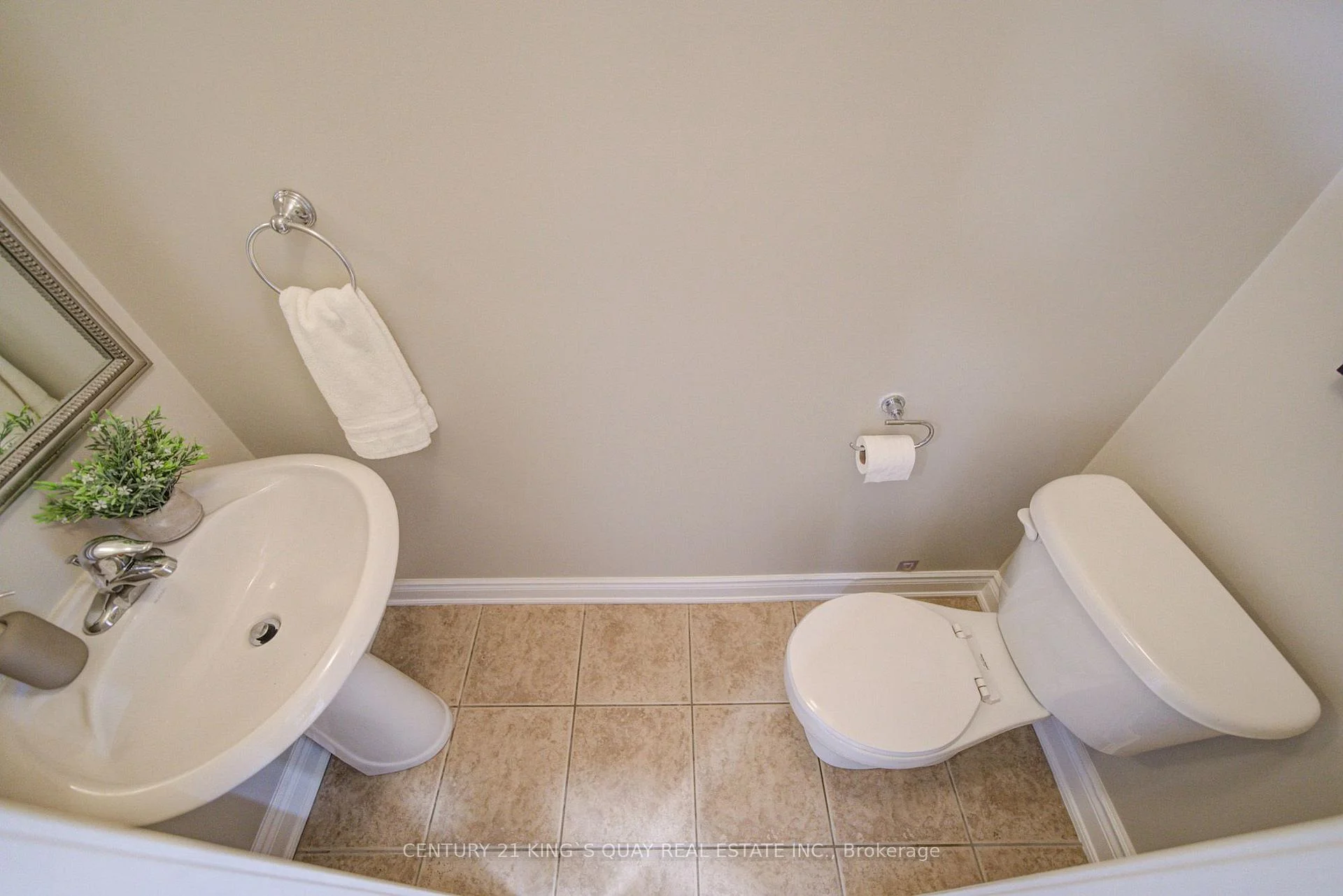 Photo 63 of 35 Rustwood Road, Vaughan, Patterson — HOMEH