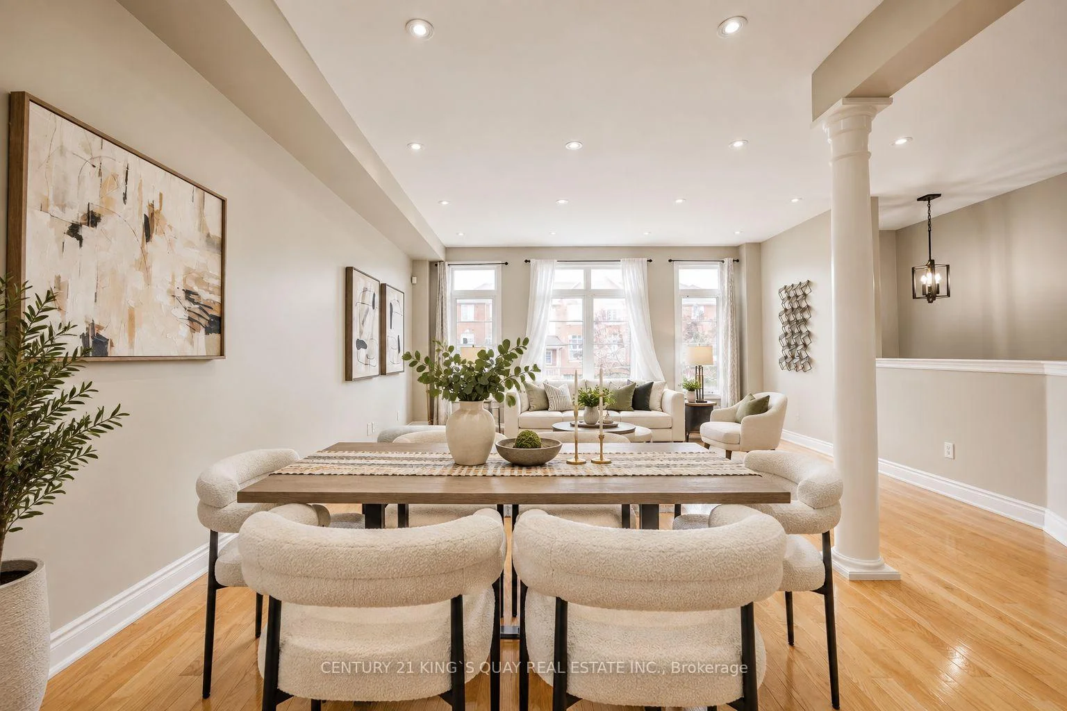 Photo 13 of 35 Rustwood Road, Vaughan, Patterson — HOMEH