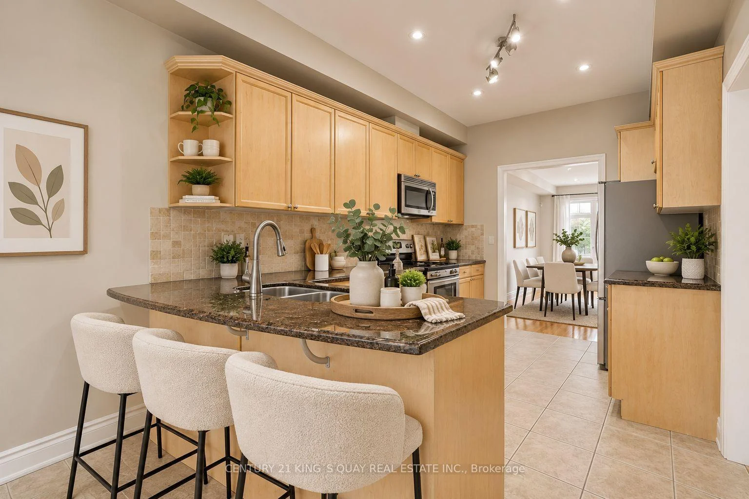 Photo 22 of 35 Rustwood Road, Vaughan, Patterson — HOMEH