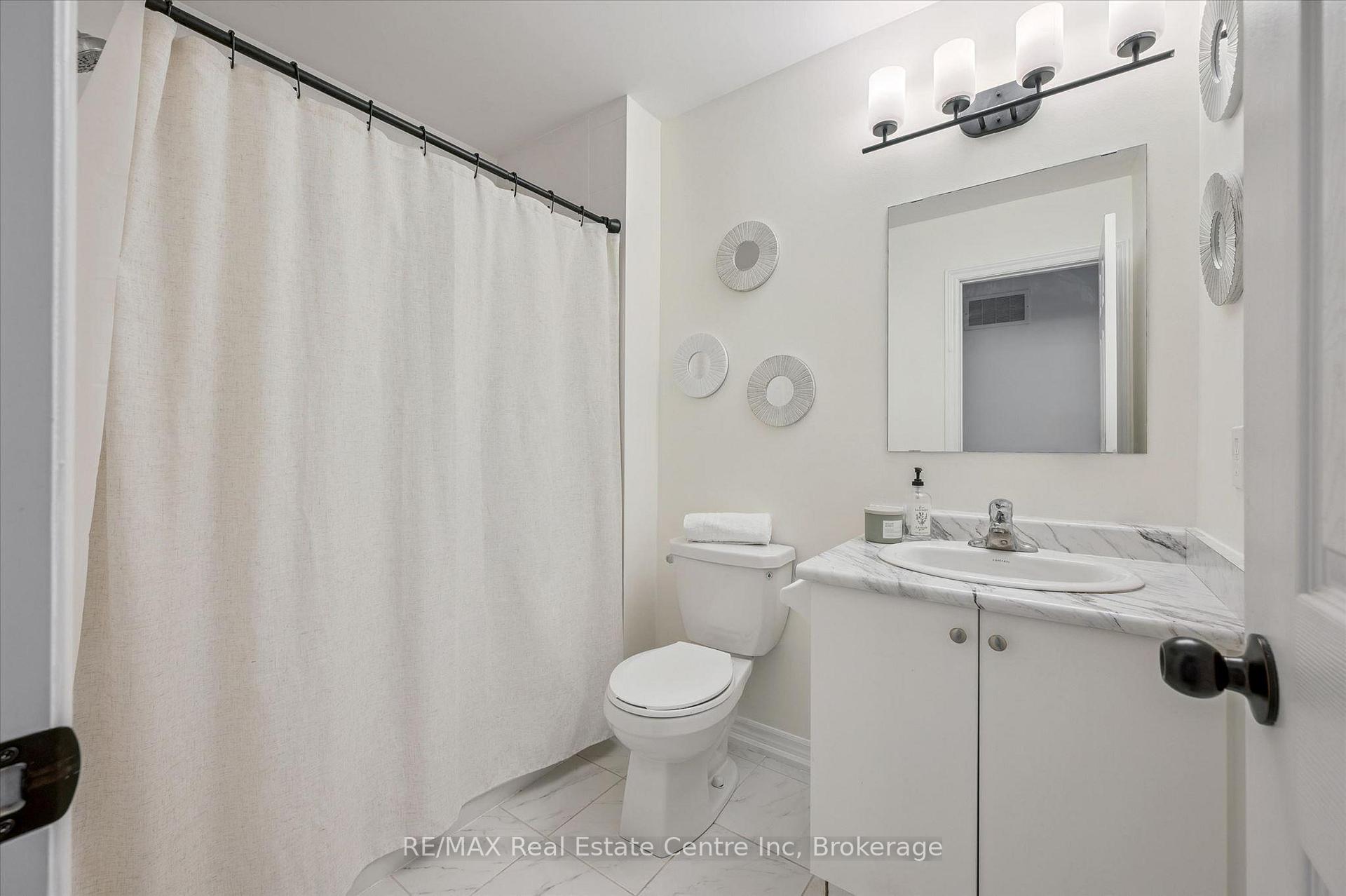 Photo 15 of Unit 30, 88 Decorso Drive, Guelph, Kortright East — HOMEH