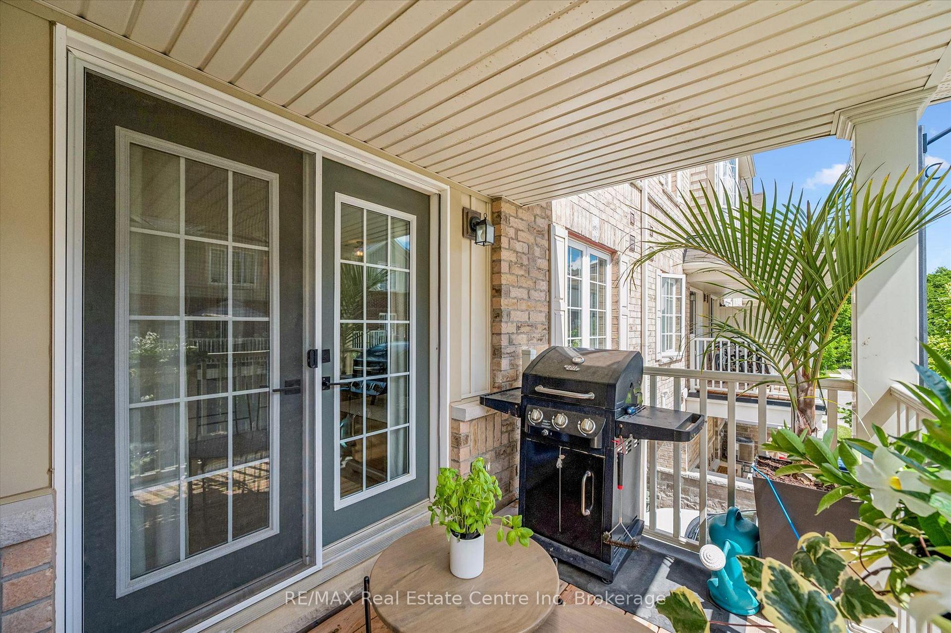 Photo 19 of Unit 30, 88 Decorso Drive, Guelph, Kortright East — HOMEH