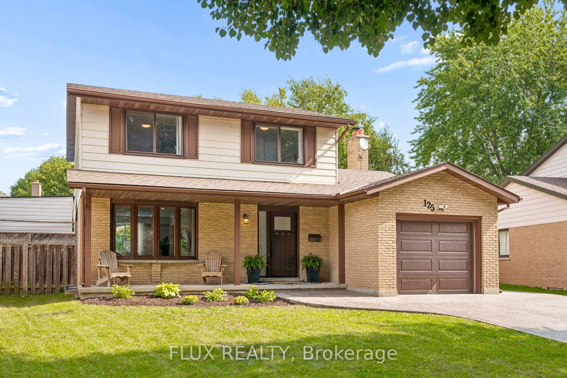 Photo 1 of 125 Martinglen Crescent, Kitchener, Country Hills — HOMEH