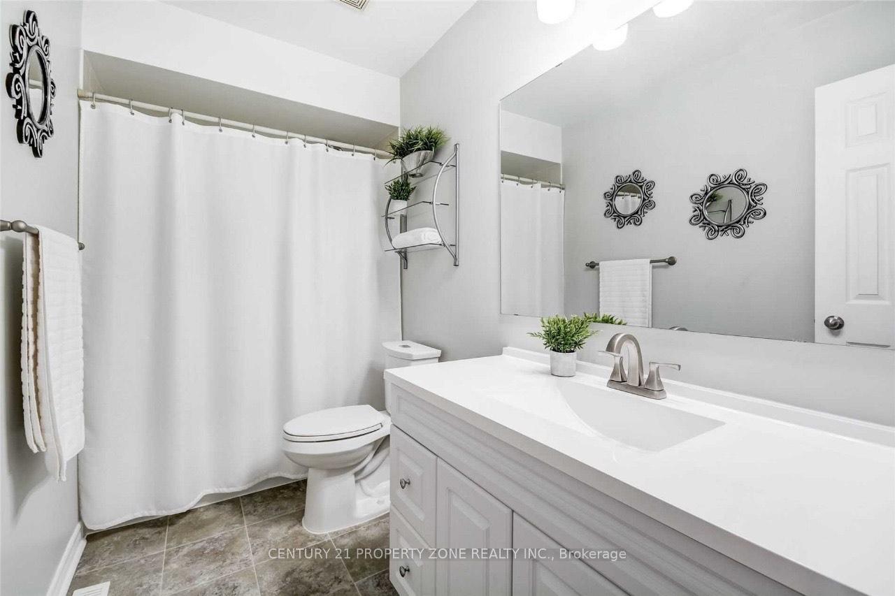 Photo 13 of 130 Waller Street, Whitby, Rolling Acres — HOMEH