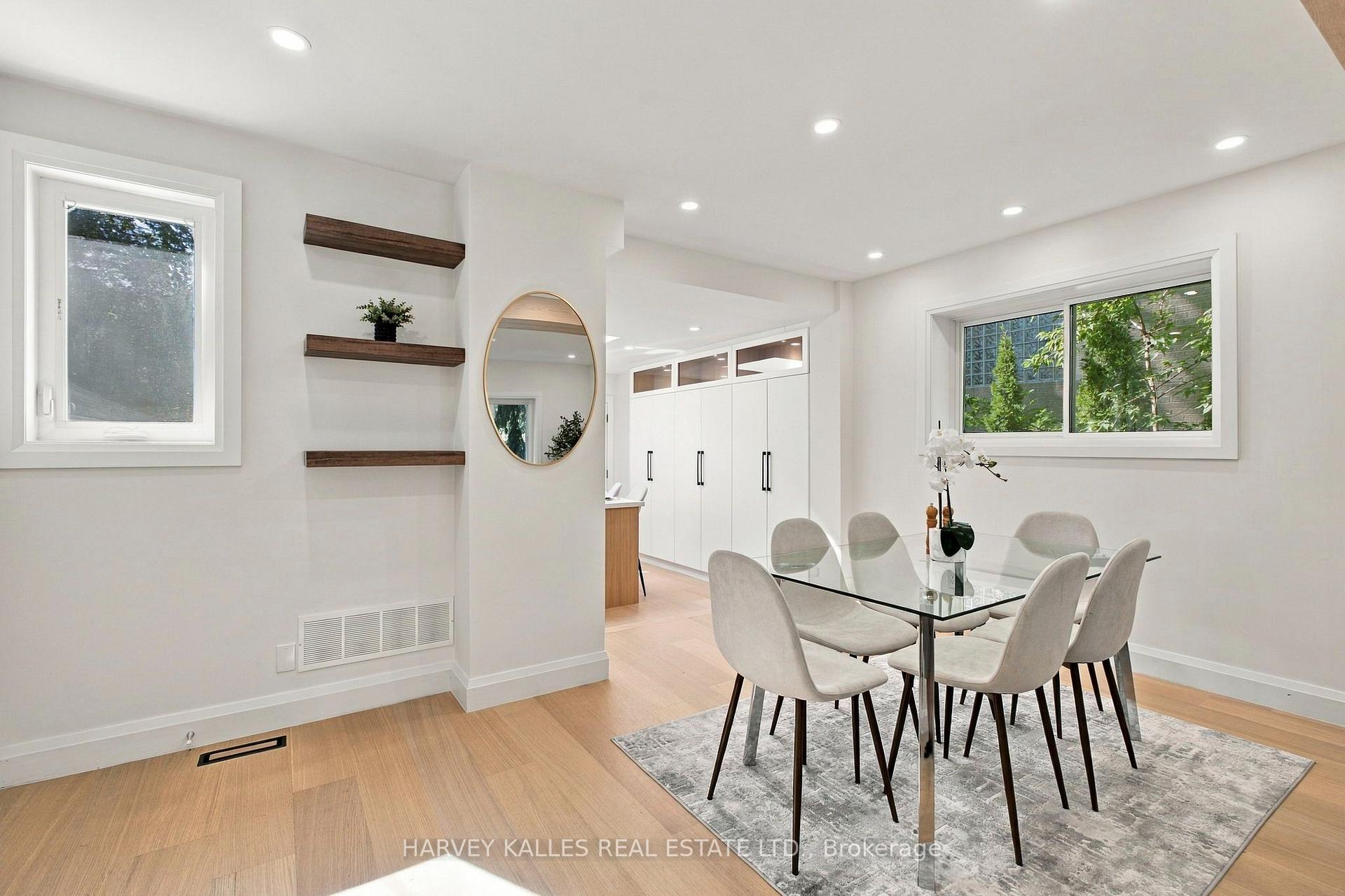 Photo 11 of 547 Melrose Avenue, Toronto, Bedford Park-Nortown — HOMEH